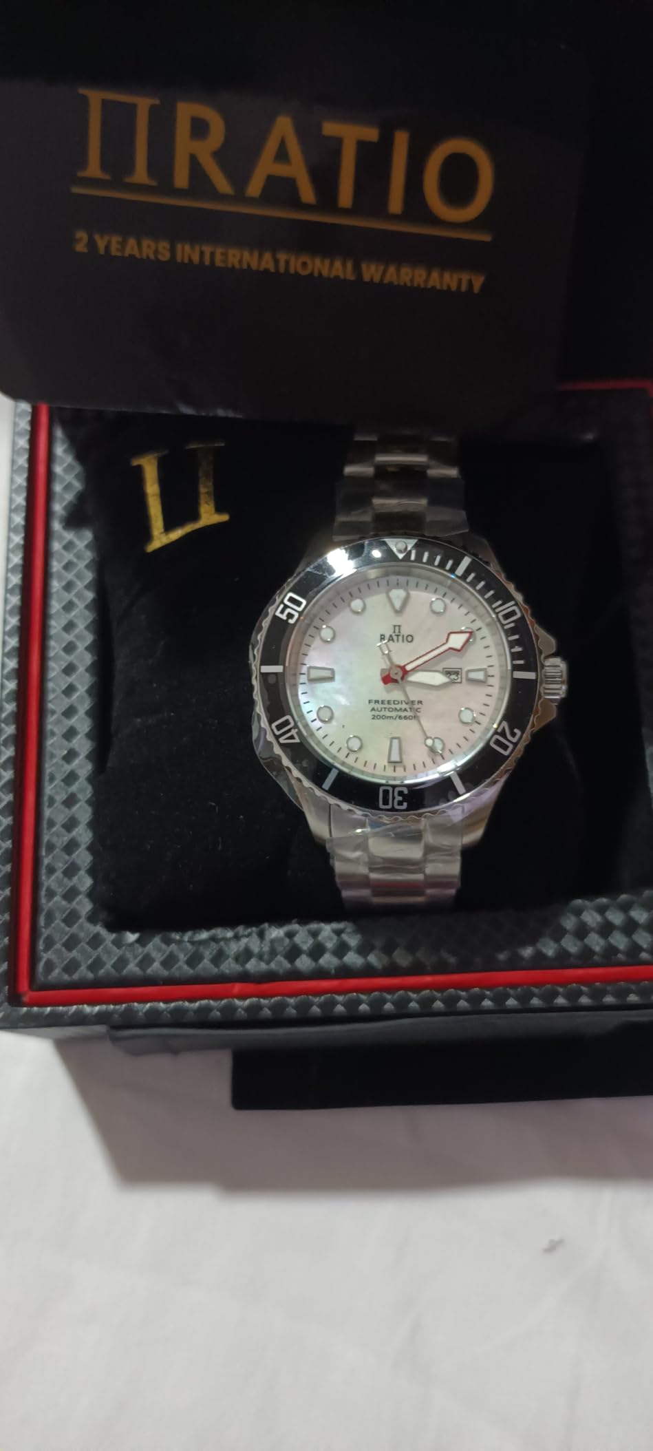 FreeDiver Sapphire Crystal Women's Diver Watch Japanese Automatic Movement, 200m Water Resistant customer photo 1