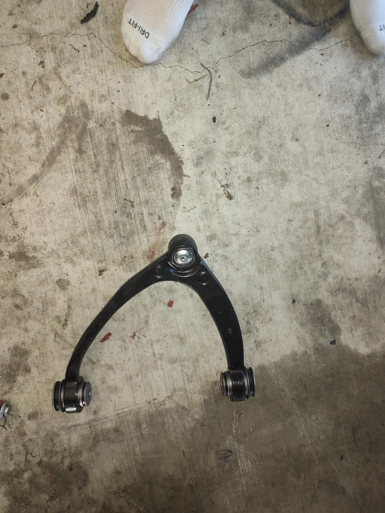 Front Upper Control Arm with Ball Joint Suspension Kit Fit for 2007-2016 GMC Sierra Chevrolet Silverado 1500 2007-2013 Suburban Avalanche Tahoe Escalade Yukon K80669 K80670 K6541 - 4pcs customer photo 2