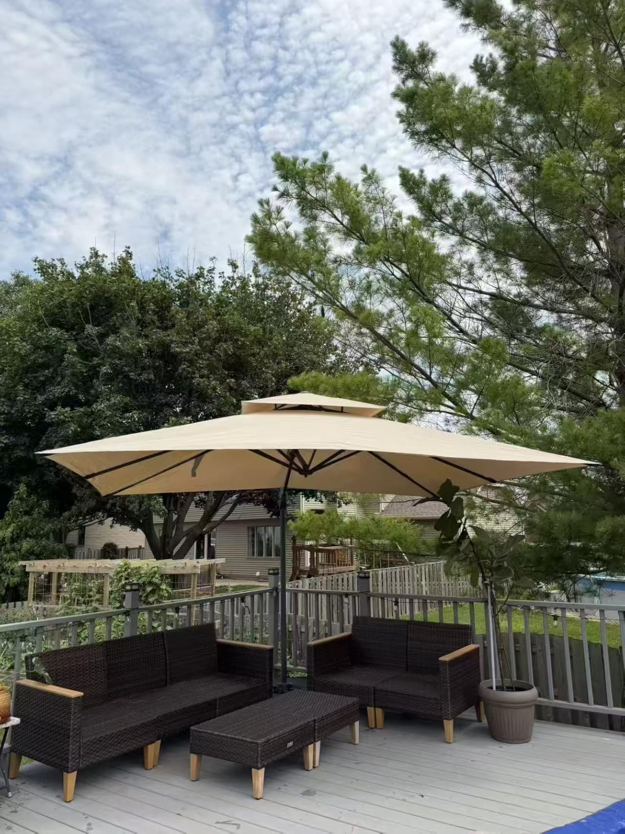 PHI VILLA 10'x13' Hydraulic Cantilever Patio Umbrella, Base with Wheels, Beige customer photo 2