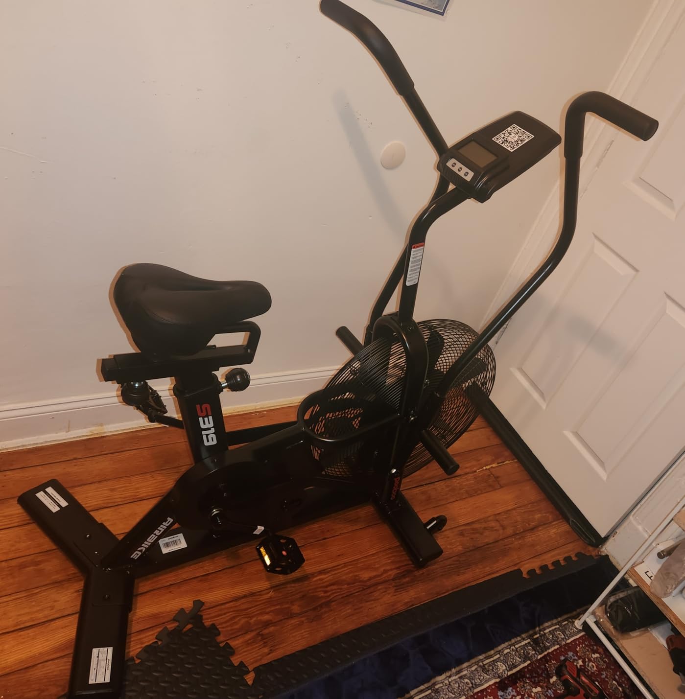 pooboo Air-Resistance Exercise Fan Bike, Air Bike with Dual Action Handlebars & Dual-Layer Transmission System, Stationary Bike with APP Connection for Home Gym HIIT Cardio Full Body Workout customer photo 1