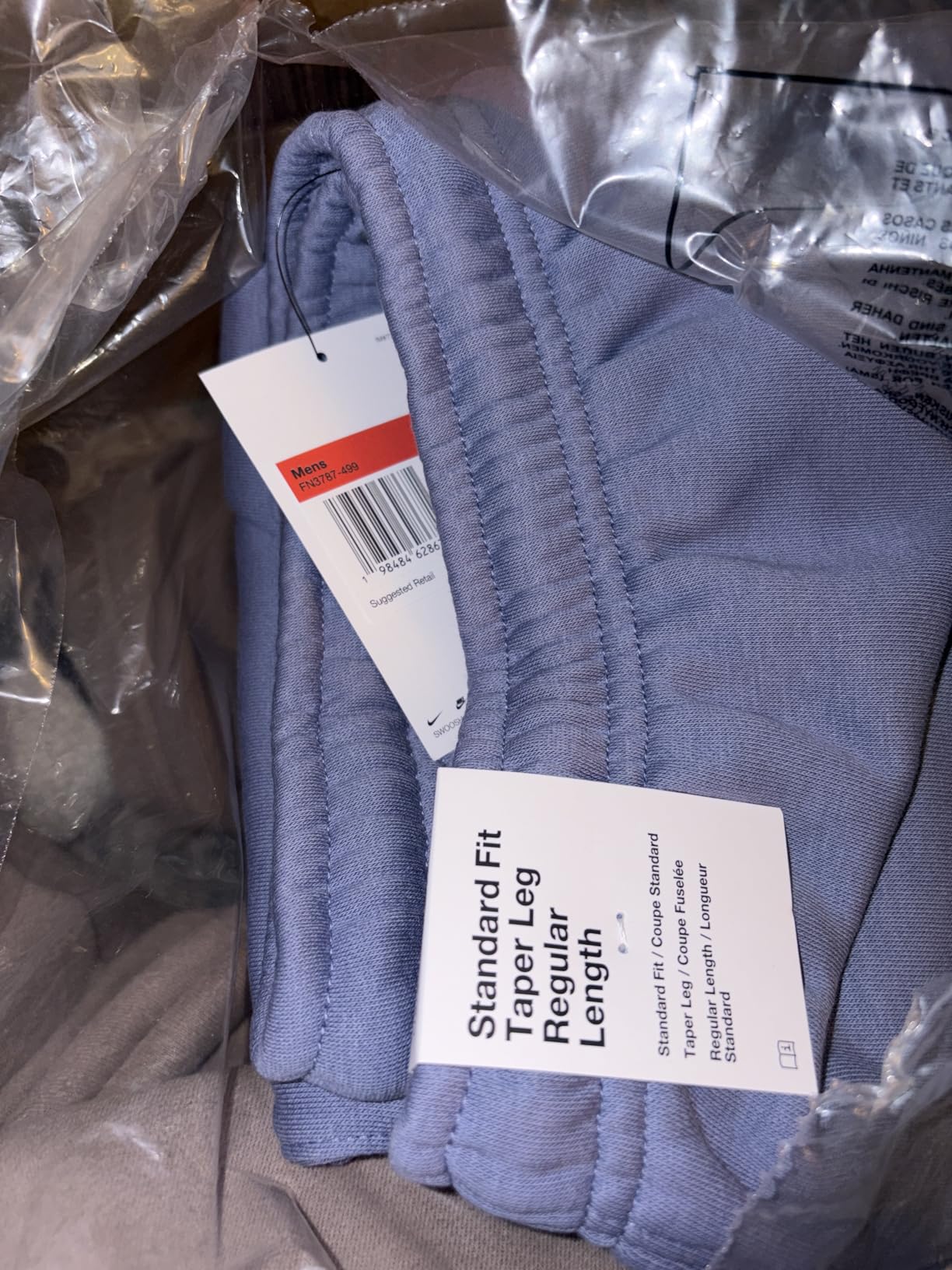 Nike Men's Club Joggers customer photo 1