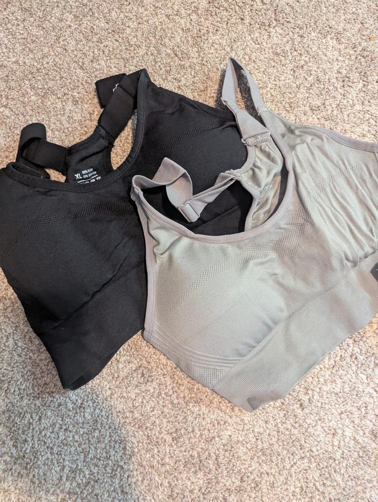 Adjustable Sports Bras for Women High Support, Padded Racerback Bra customer photo 2