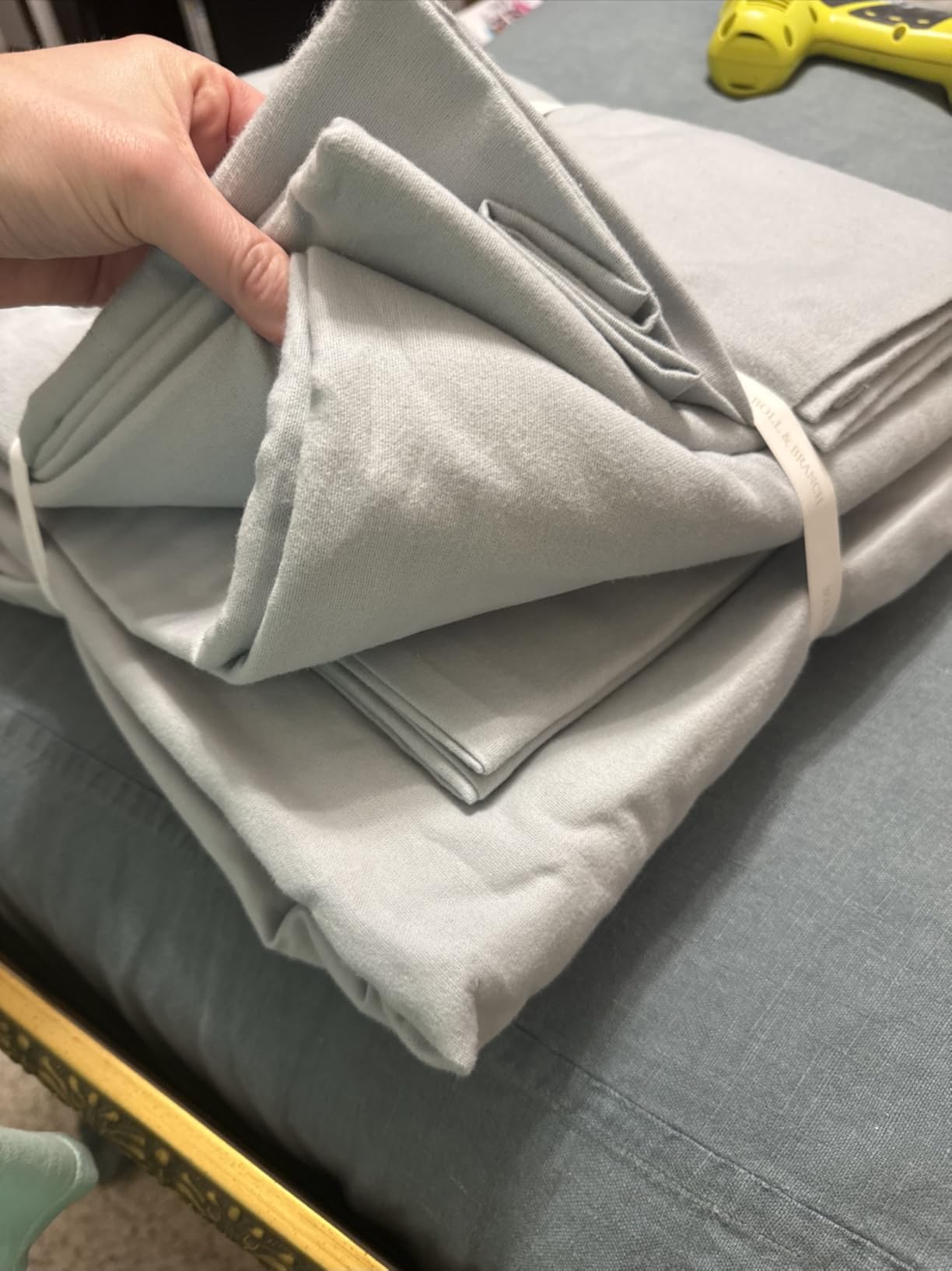BOLL & BRANCH Flannel Sheet Set, Queen, Shore | Luxury 100% Organic Cotton - Includes 1 Flat, 1 Fitted, 2 Pillowcases - Velvety Soft, Warm & Breathable customer photo 1
