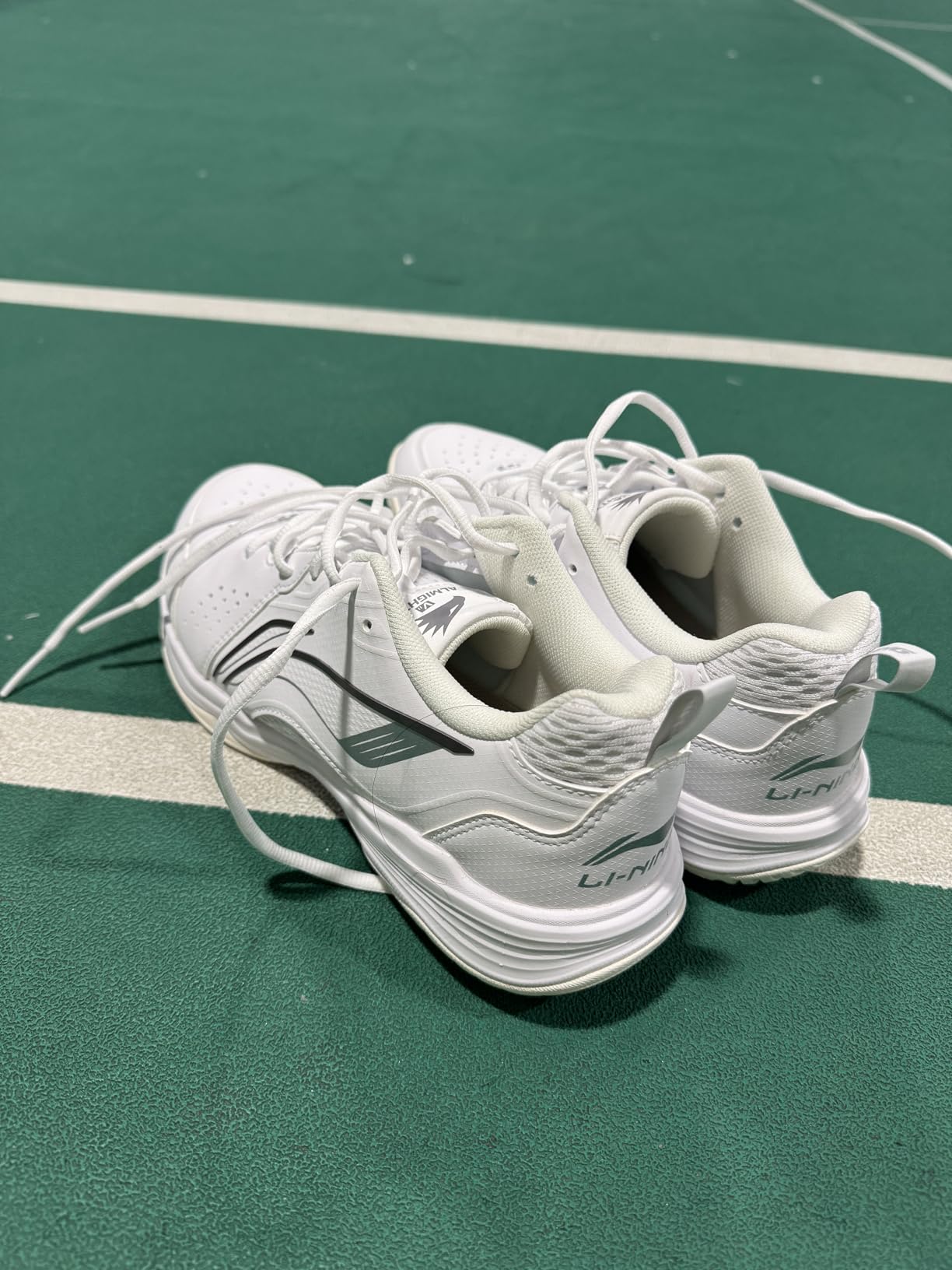 LI-NING Almighty V 2.0 Unisex Badminton Shoes Anti-Slip Featherlight Rebound Professional Training Sports Sneakers AYTU001 customer photo 1