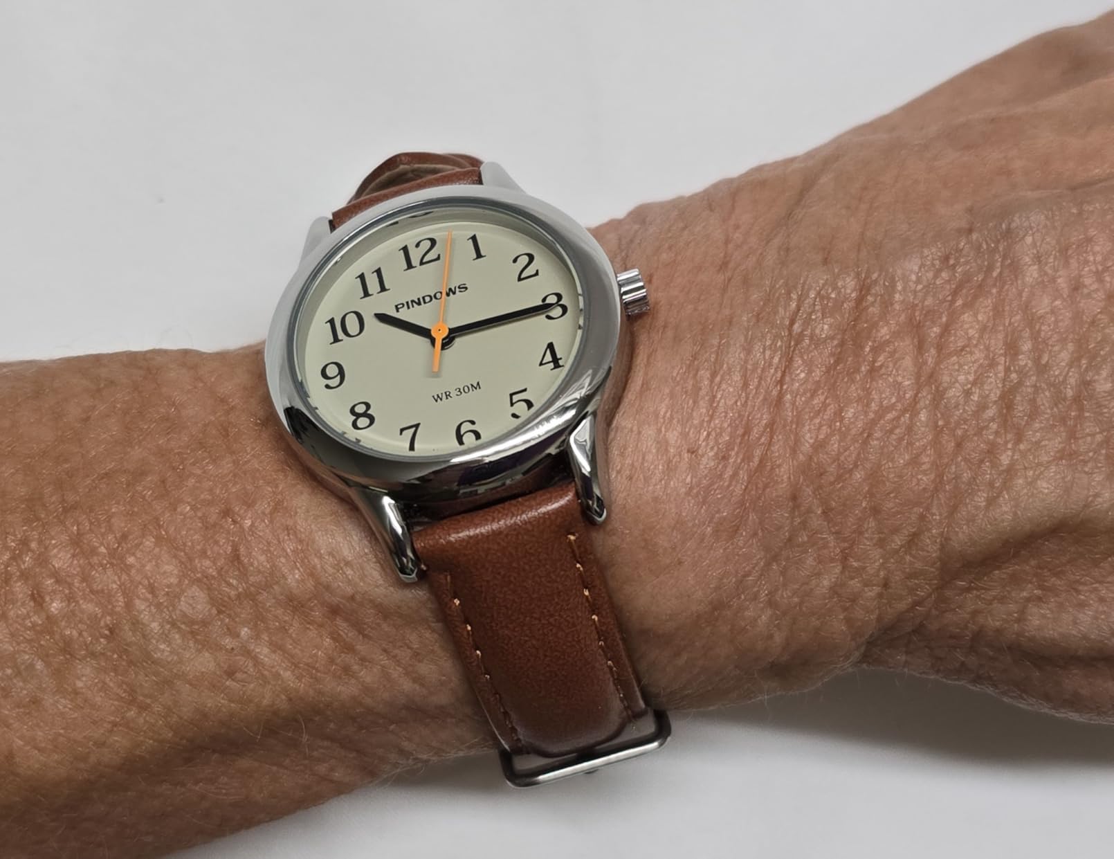 PINDOWS Small Analog Watches for Women, Ladies, Minimalist Leather Band customer photo 1