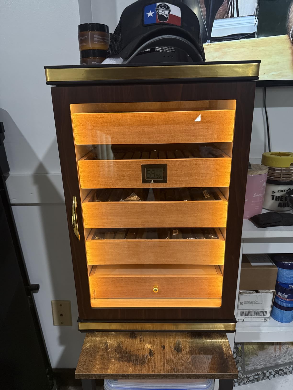500-Count Cigar Humidor Cabinet with Digital Hygrometer, Gift Set - Ebony Finish, 5 Cedar Drawers, Triple-Sided Light, Humidifier and Humidity Packs customer photo 2