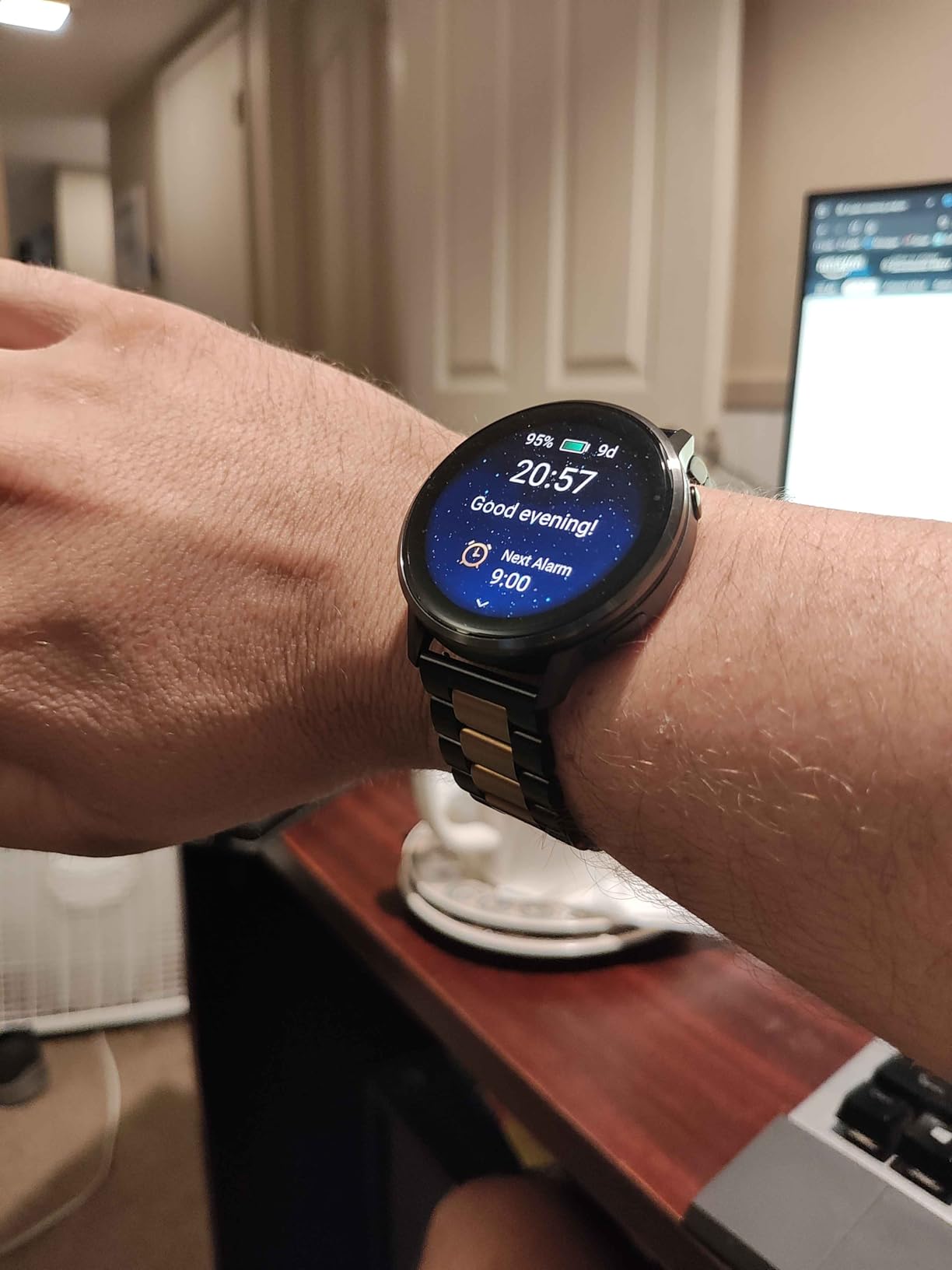 Garmin Venu 4, Advanced Fitness Smartwatch, 41mm, Periwinkle Silicone | 24/7 Health Monitoring, Advanced Sleep Tracking, Health Status, 80+ Preloaded Sports Apps, Built-In Flashlight customer photo 2