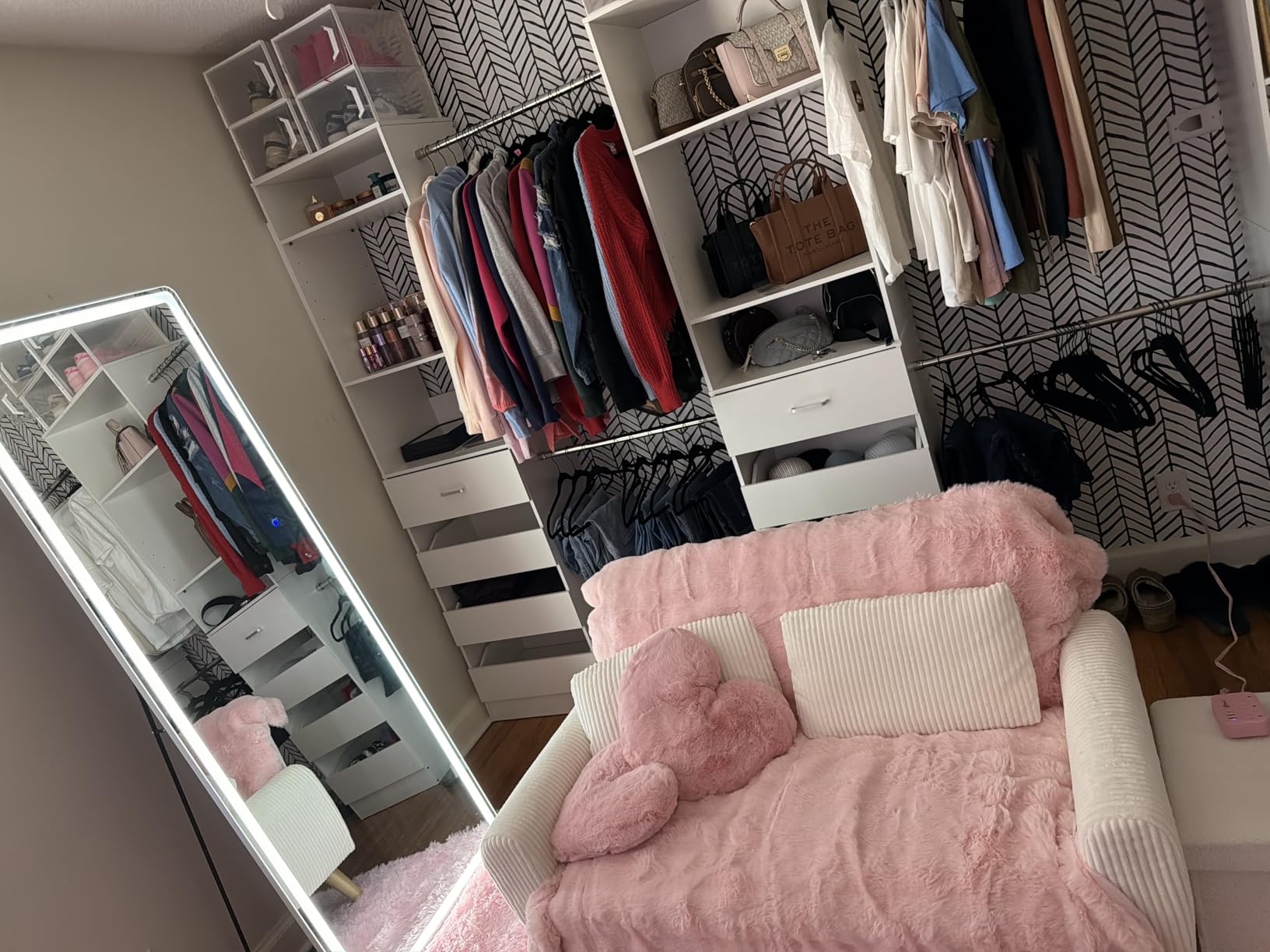 Aheaplus Closet System with 12 Drawers, 8.5-11.5Ft Wood Closet Organizer | White Closet Storage with 4 Hanging Rods & 3 Towers, 4Ft & 6Ft L-Shaped Walk-in Closets Wardrobe Organizer, Set of 3 customer photo 1