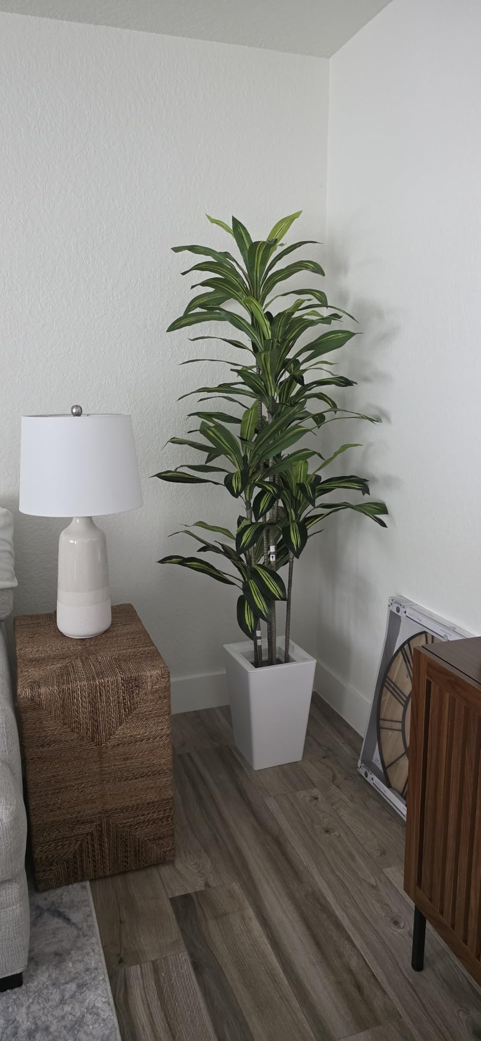 Flydeer 7FT Artificial Dracaena Tree with Tall White Planter, Floor Plant | Large Realistic Fake Tree in Pot with Lifelike Leaves Indoor for Home Decor Office Living Room customer photo 1