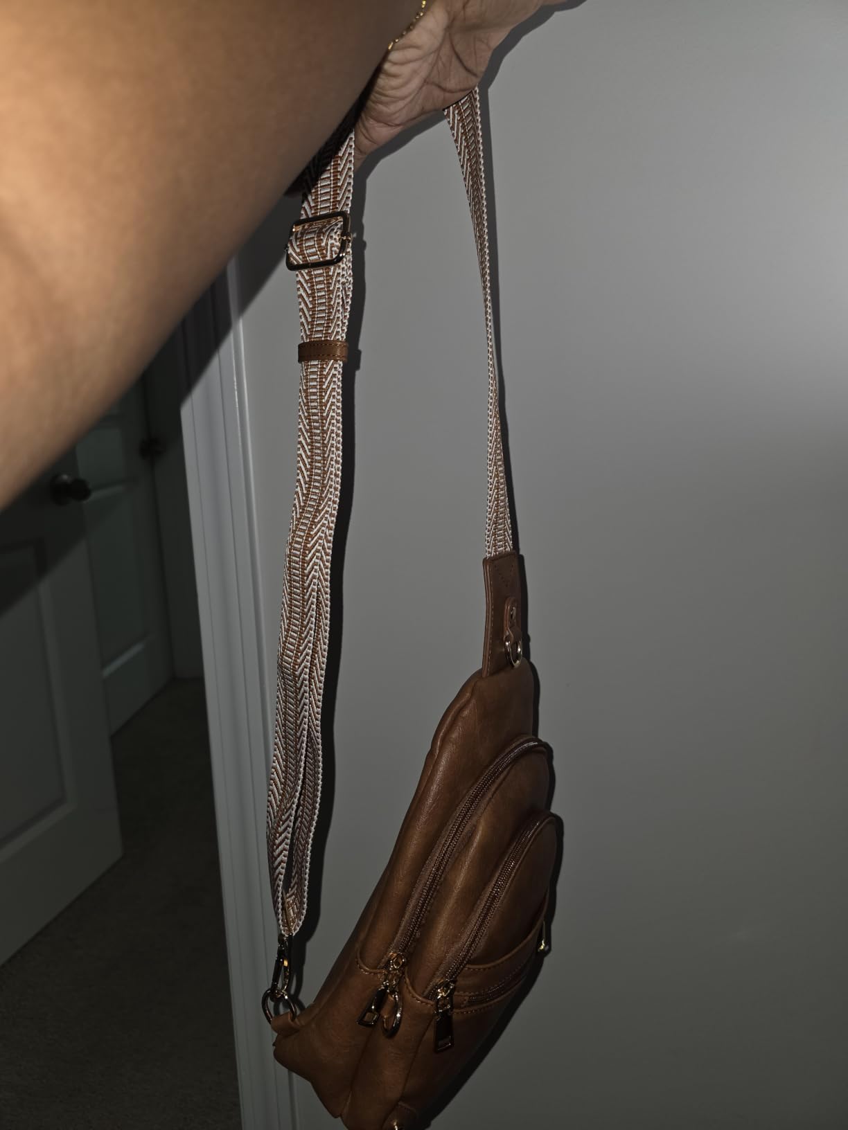 SYTRAH Anti Theft Crossbody Bags for Women, RFID Travel Sling Purse customer photo 1