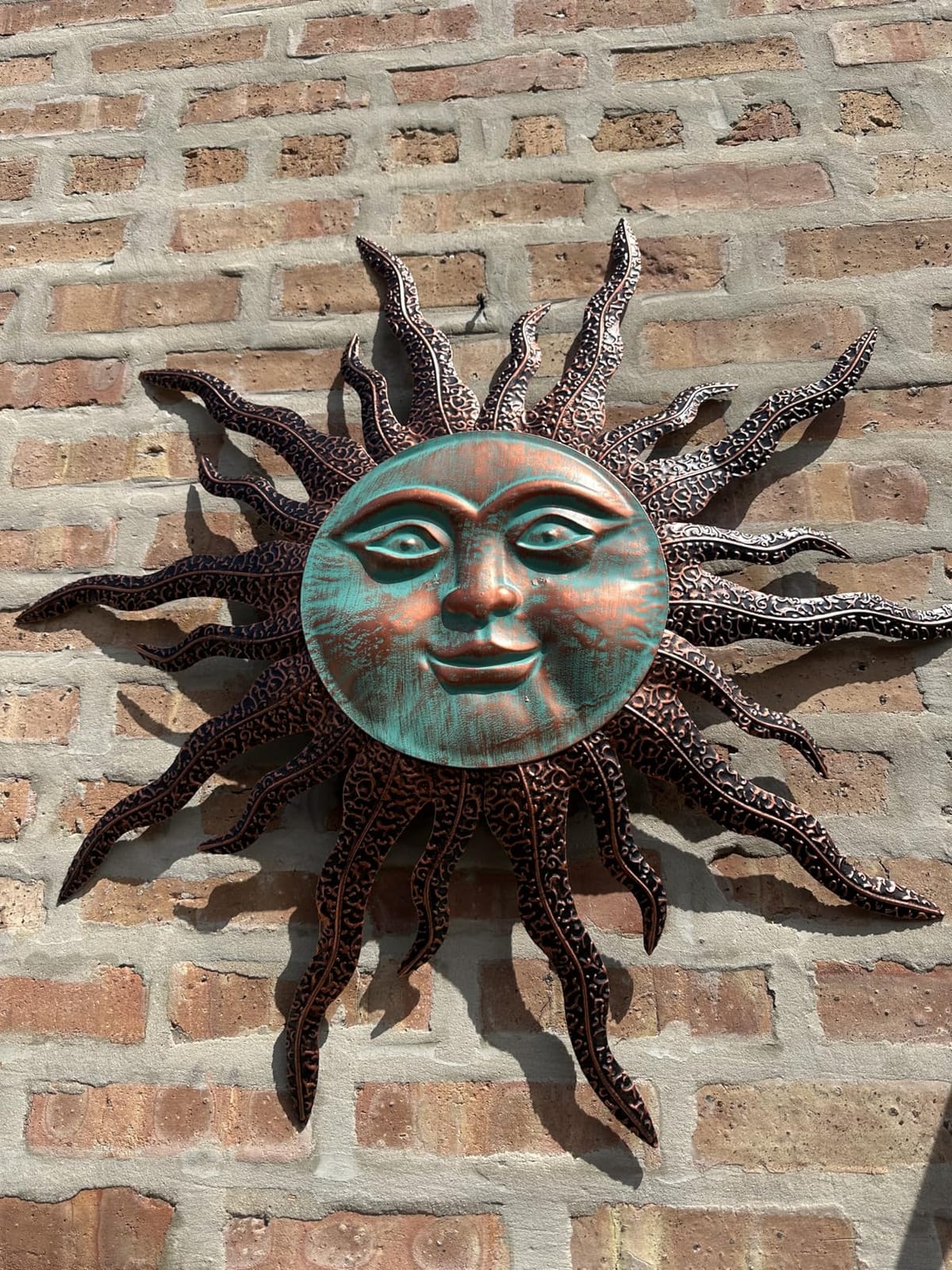 VEWOGARDEN Sun Wall Decor Large Outdoor Metal Wall Art, 30 in | with Built-in Keyhole Hanger, Weather Resistant, Easy to Assemble, for Outside Patio Garden Fence Indoor Home customer photo 2