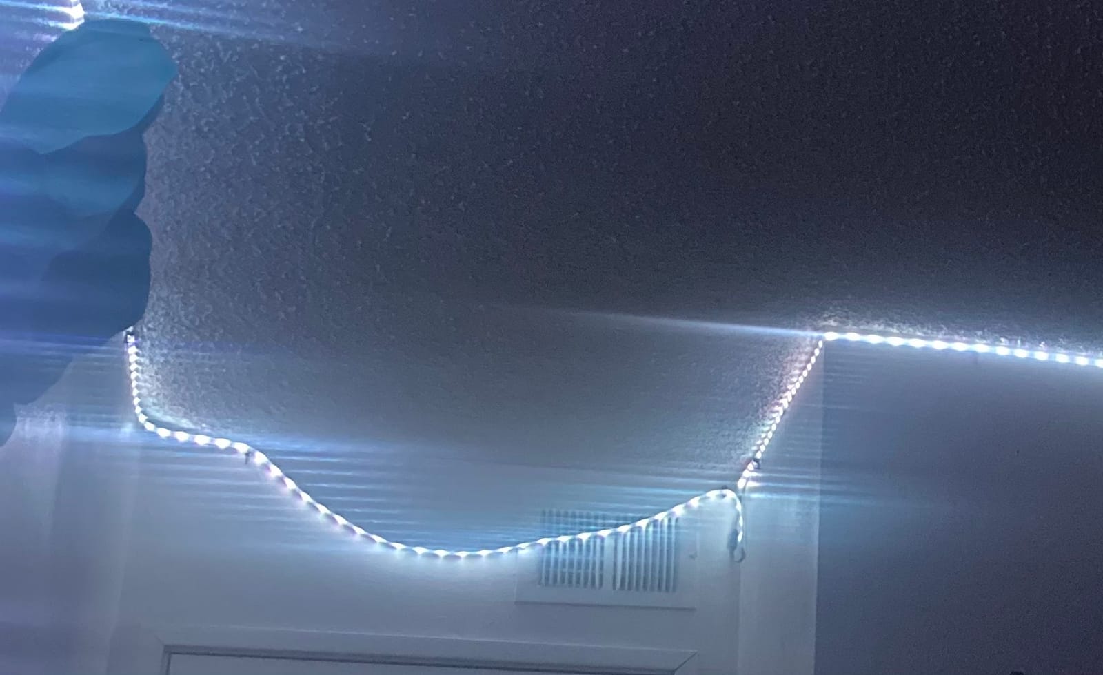 200Ft Permanent Outdoor Lights for House Waterproof, IP67 LED Eave Lights with App/Remote Control, Outdoor Permanent LED Lighting for House Roof Decor, Christmas, Party, All Holiday and Daily customer photo 1