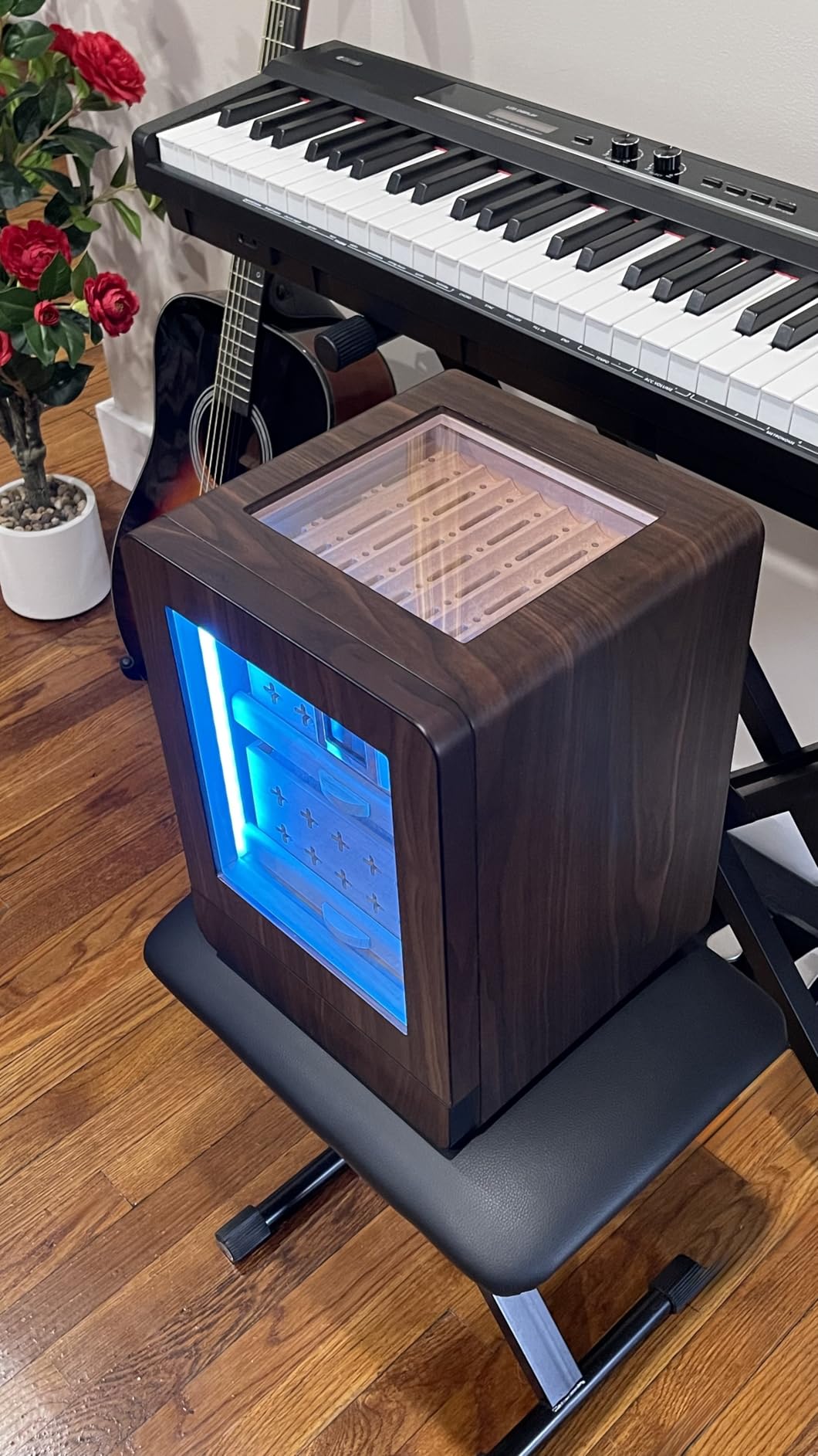 Flauno 100-Count Cigar Humidor Cabinet - Dual-Fan Humidity Circulation System, Adjustable LED Light, Spanish Cedar, Digital Hygrometer, 2 Humidifier, Accessory Drawer customer photo 2