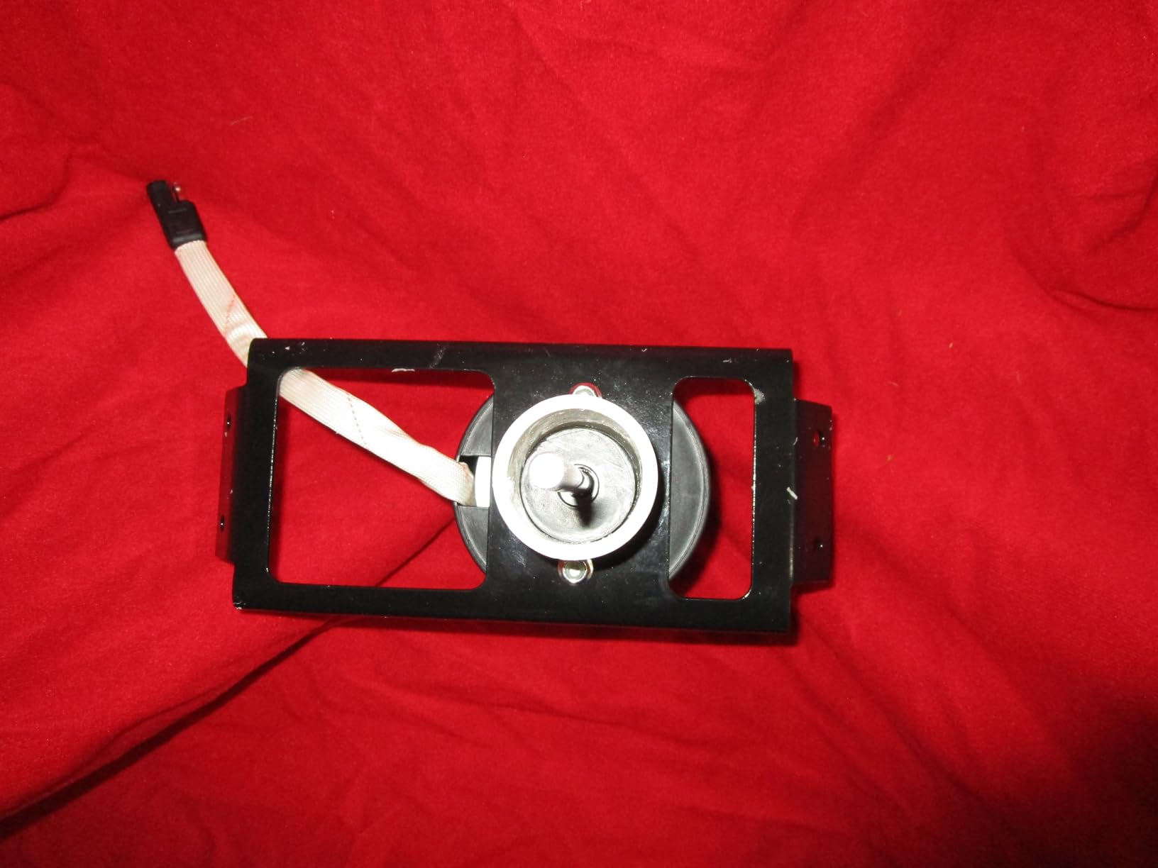 Buyers Products ATVS100 100 lb ATV Rear Rack Mount Broadcast Spreader customer photo 2