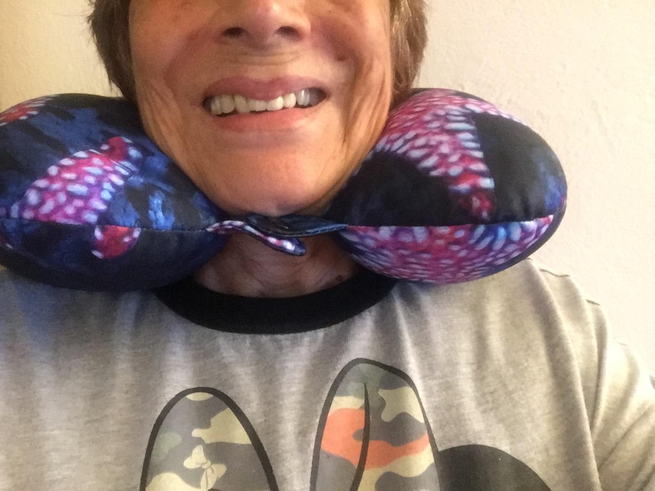 Cloudz Dual Comfort Microbead Airplane Travel Neck Pillow. Super Soft Cozy Plush Fabric on One Side, Cool Relaxing Spandex on The Other! Customize Your Comfort and Support at Home or On The Go! Grey customer photo 2