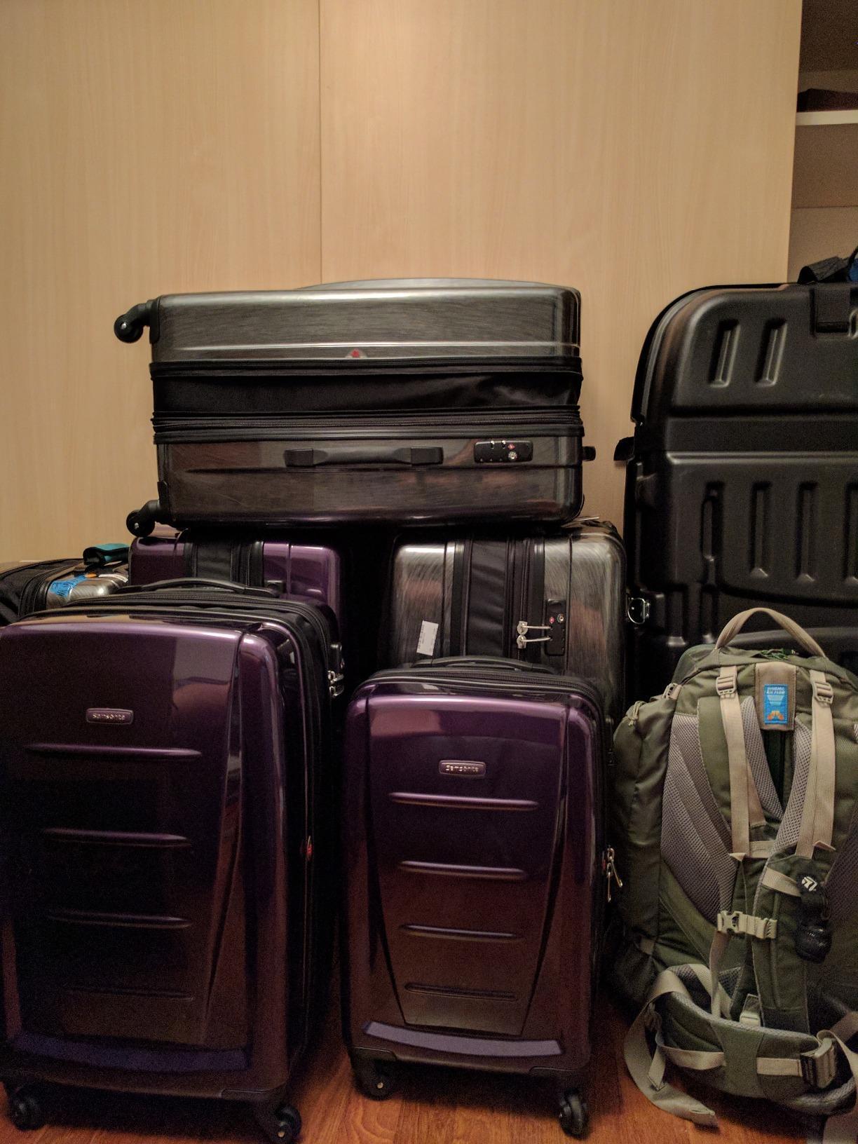 Samsonite Winfield 2 Hardside Expandable Luggage with Spinner Wheels, Charcoal, Checked-Large 28-Inch customer photo 2