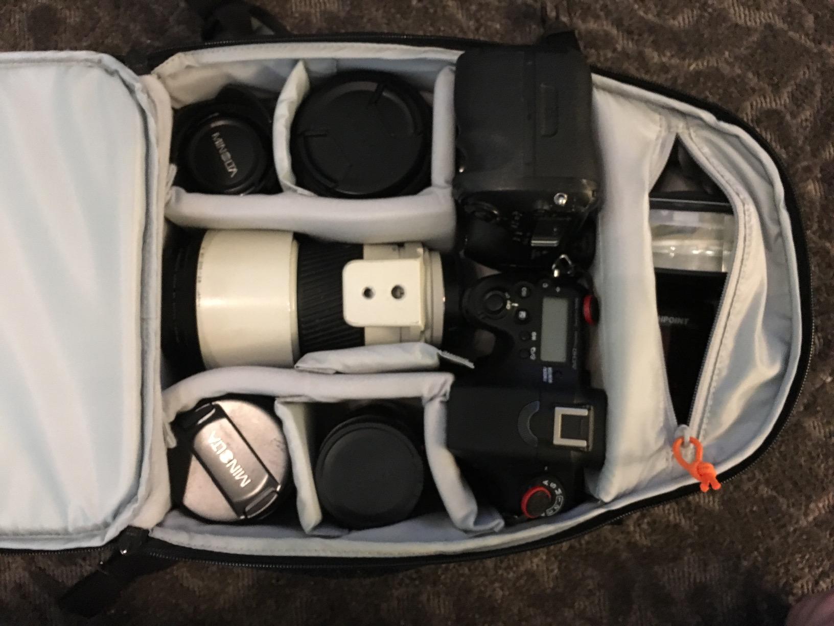 Lowepro Tahoe BP 150, Camera Bag, Lightweight Compact Camera Backpack for Cameras, CSC, DJI Spark Drone, Black, 27.5 x 21.7 x 40.3 cm, Medium LP36892-PWW customer photo 2