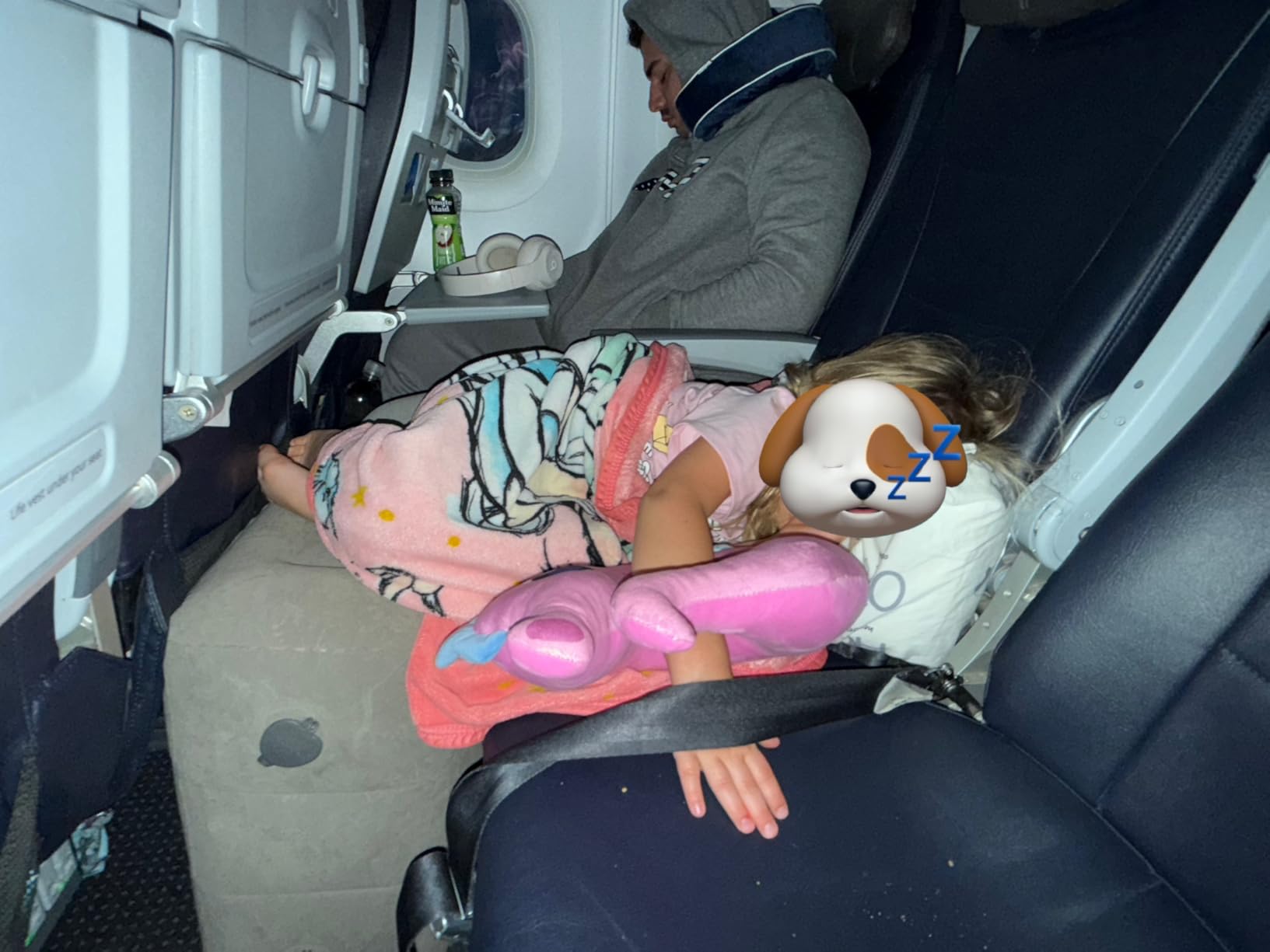 Inflatable Travel Foot Rest Pillow, Kids Airplane Bed, Adjustable Height Leg Pillow for Air Travel, Make a Flat Bed for Kids and Toddlers, Great for Airplane, Train, car(Grey, 1 Pack) customer photo 2