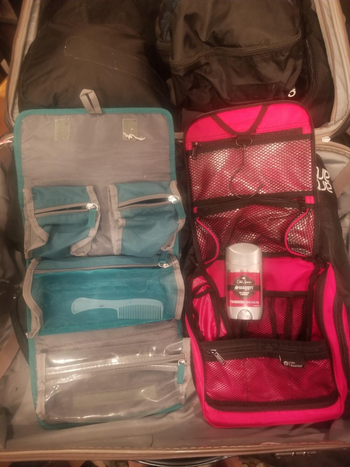 D&D Wanderlust Hanging Travel Toiletry Bag for Women & Men, Large Organizer customer photo 2