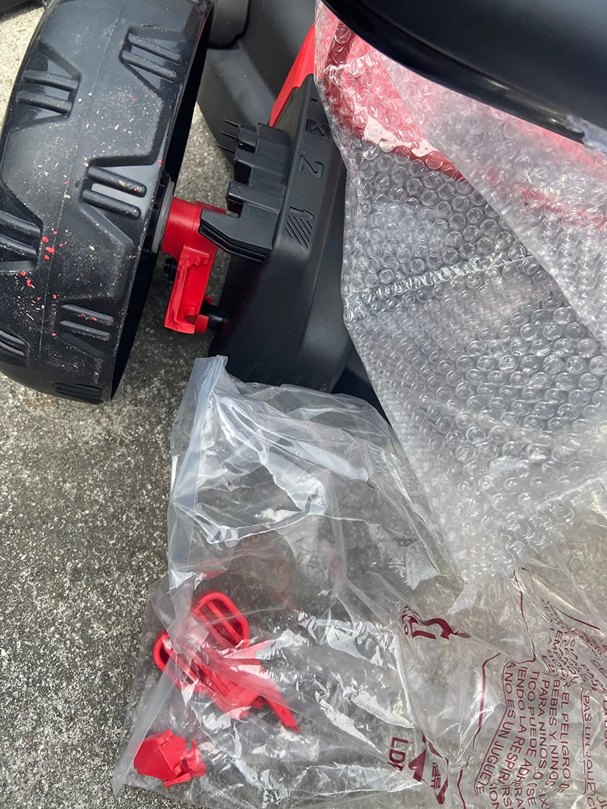 CRAFTSMAN V20 20 in Lawn Mower, 2 x 5Ah Batteries and 2 Chargers Included, High Effeciency Brushless Motor, Push Mower, Up to 50 Min of Runtime, Lightweight, Grass Bag, Low Profile (CMCMW220P2) customer photo 2