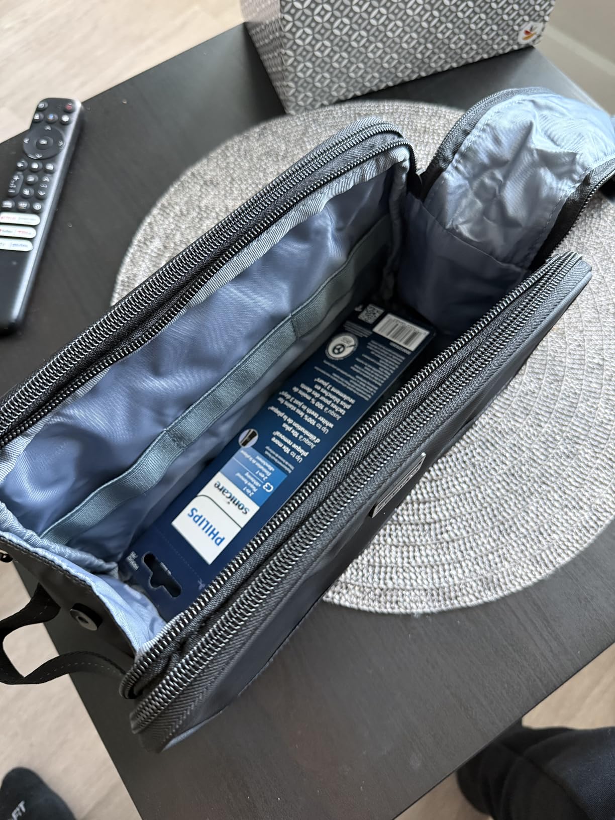 ZEEMO Travel Toiletry Bag for Men, Full Open Dopp Kit with Dual Compartment customer photo 2