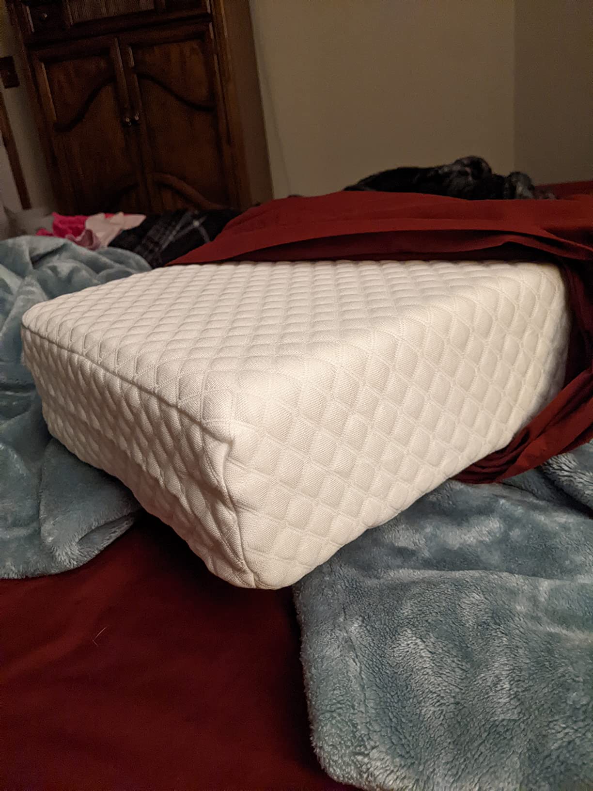 Travel Cube Memory Foam Pillow for Side Sleepers, Cervical Pillow for Neck and Shoulder Pain Relief, Washable Pillowcase, White(Travel-12