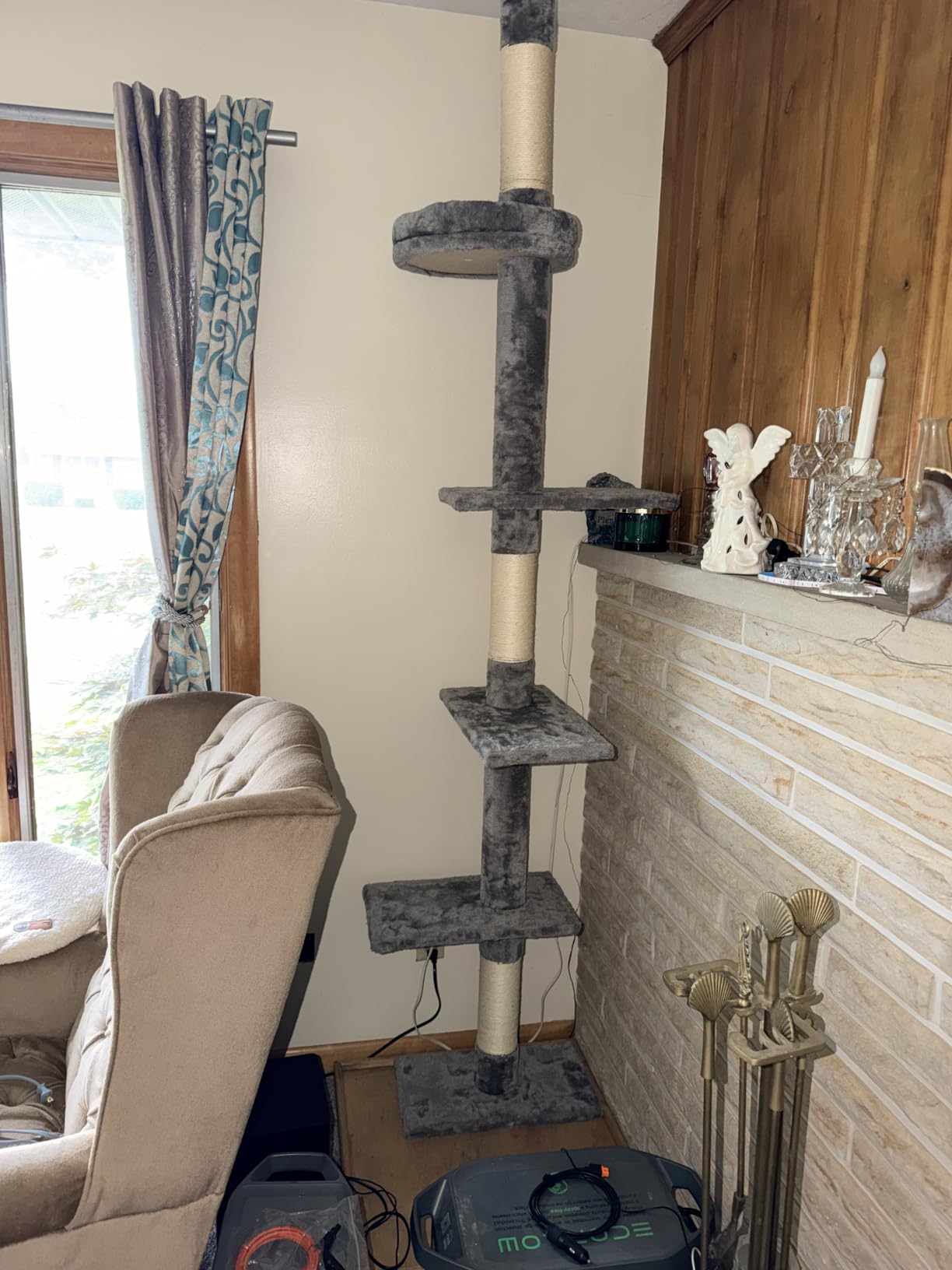 PETEPELA 5-Tier Floor to Ceiling Cat Tree, 95-107In Tall Cat Tower Grey customer photo 1