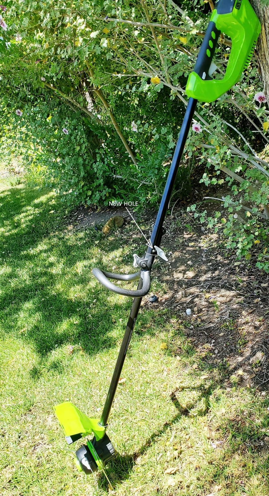 Greenworks 40V 15 in Cordless String Trimmer, 2.0 Ah Battery and Charger customer photo 2