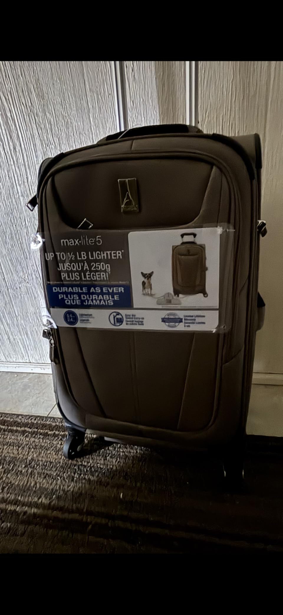 Travelpro Maxlite 5 Softside Carry-On Luggage Spinner, Black, 20-Inch customer photo 1
