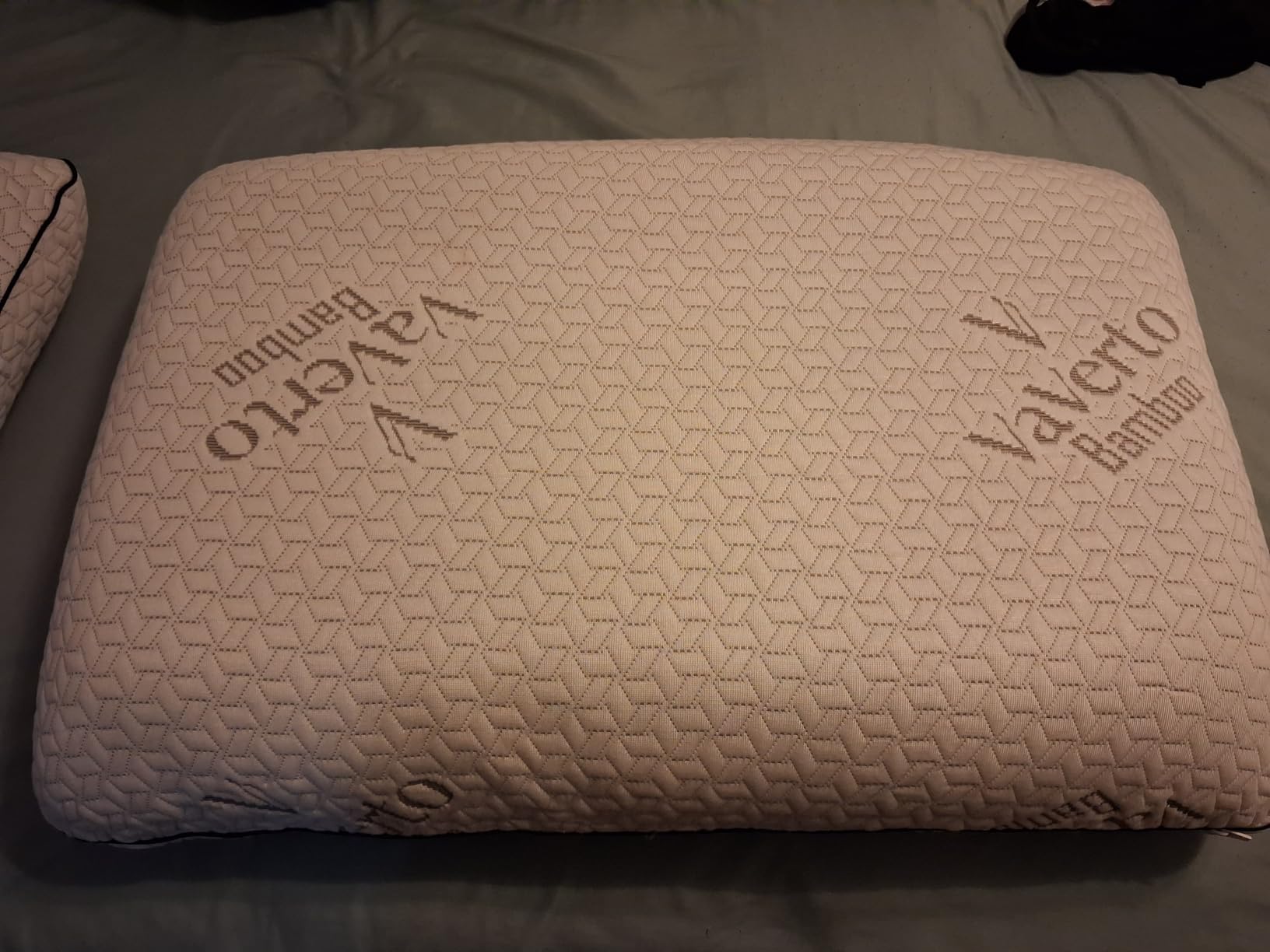 Vaverto Camping Pillow - Backpacking Memory Foam Travel Pillow 1-Pack customer photo 2