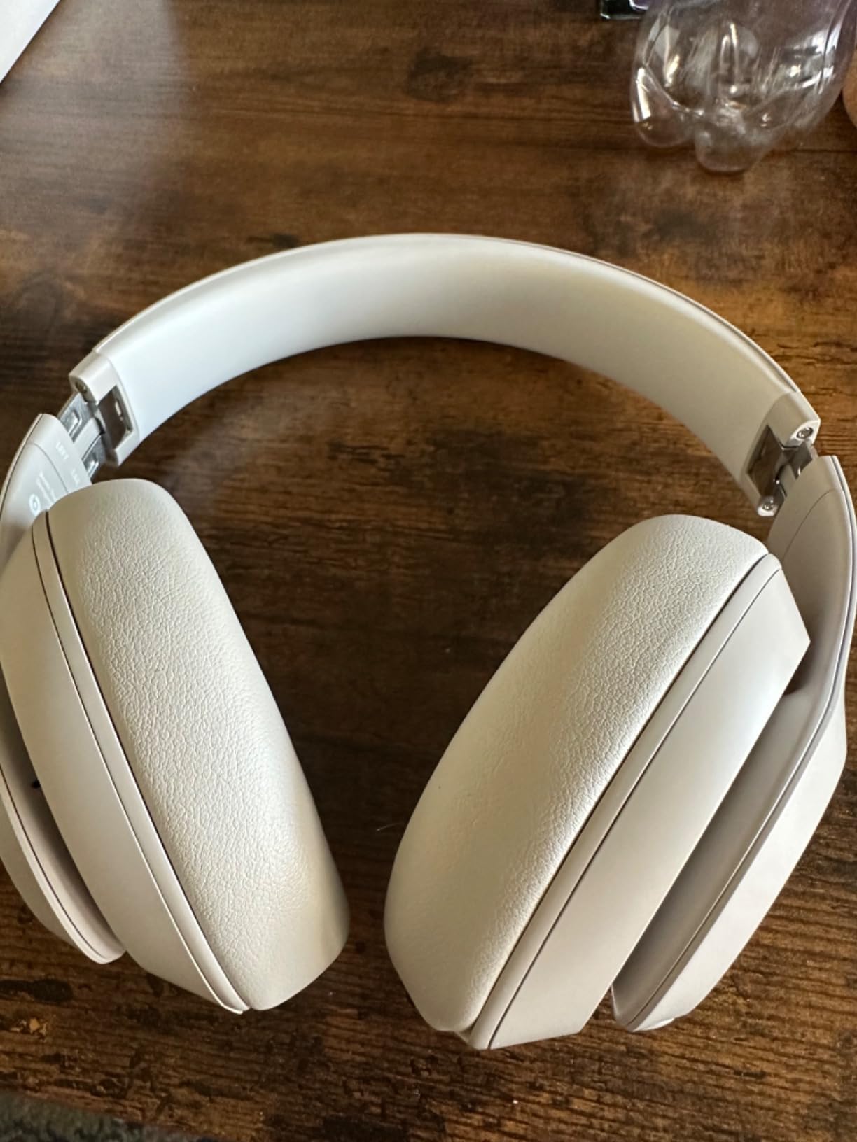 Beats Studio Pro Premium Wireless Over-Ear Headphones- Up to 40-Hour Battery Life, Active Noise Cancelling, Great for Travel & Commuting, USB-C Lossless Audio, Apple & Android Compatible - Sandstone customer photo 2