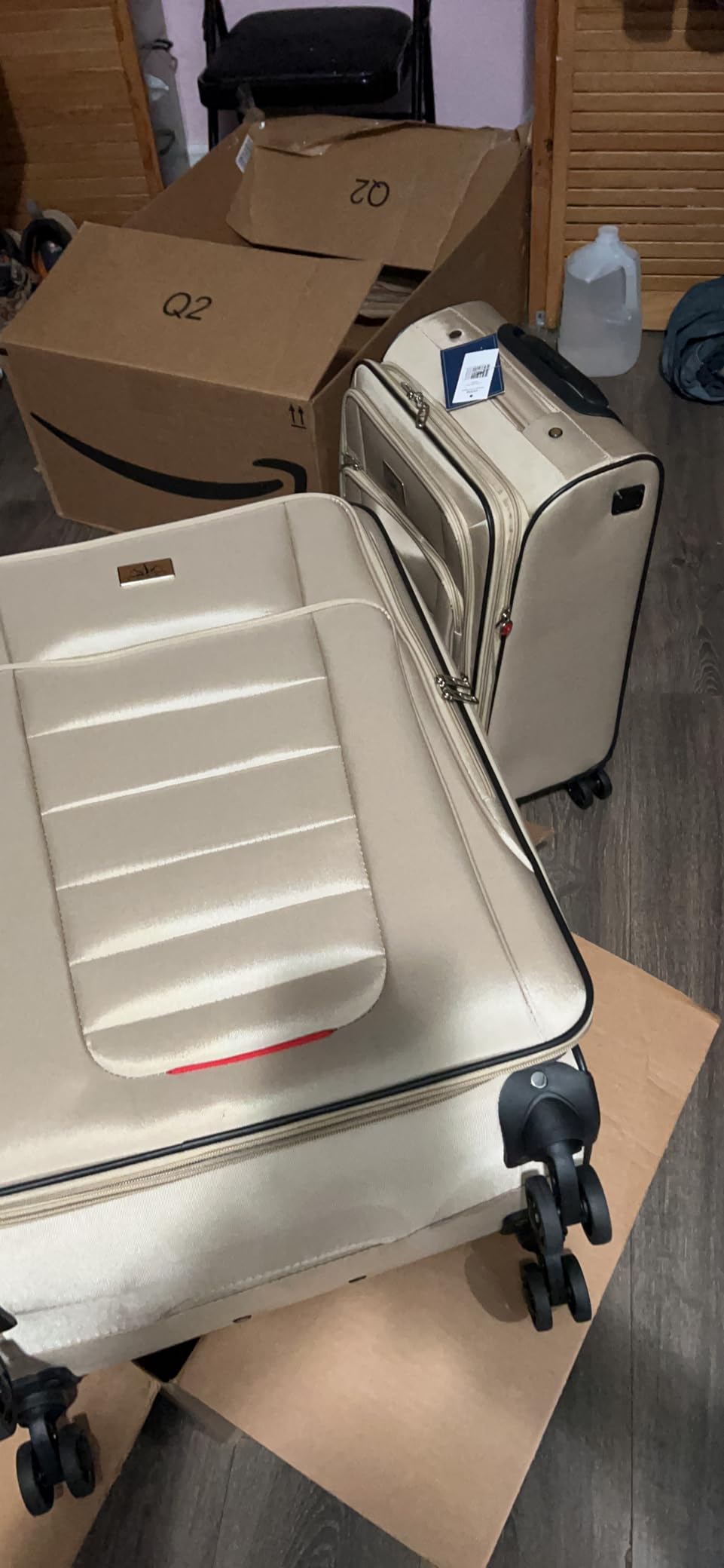 Verdi Expandable Carry-On Luggage with Spinner Wheels, 22 Inch Softside Suitcase with USB Port Lightweight customer photo 2