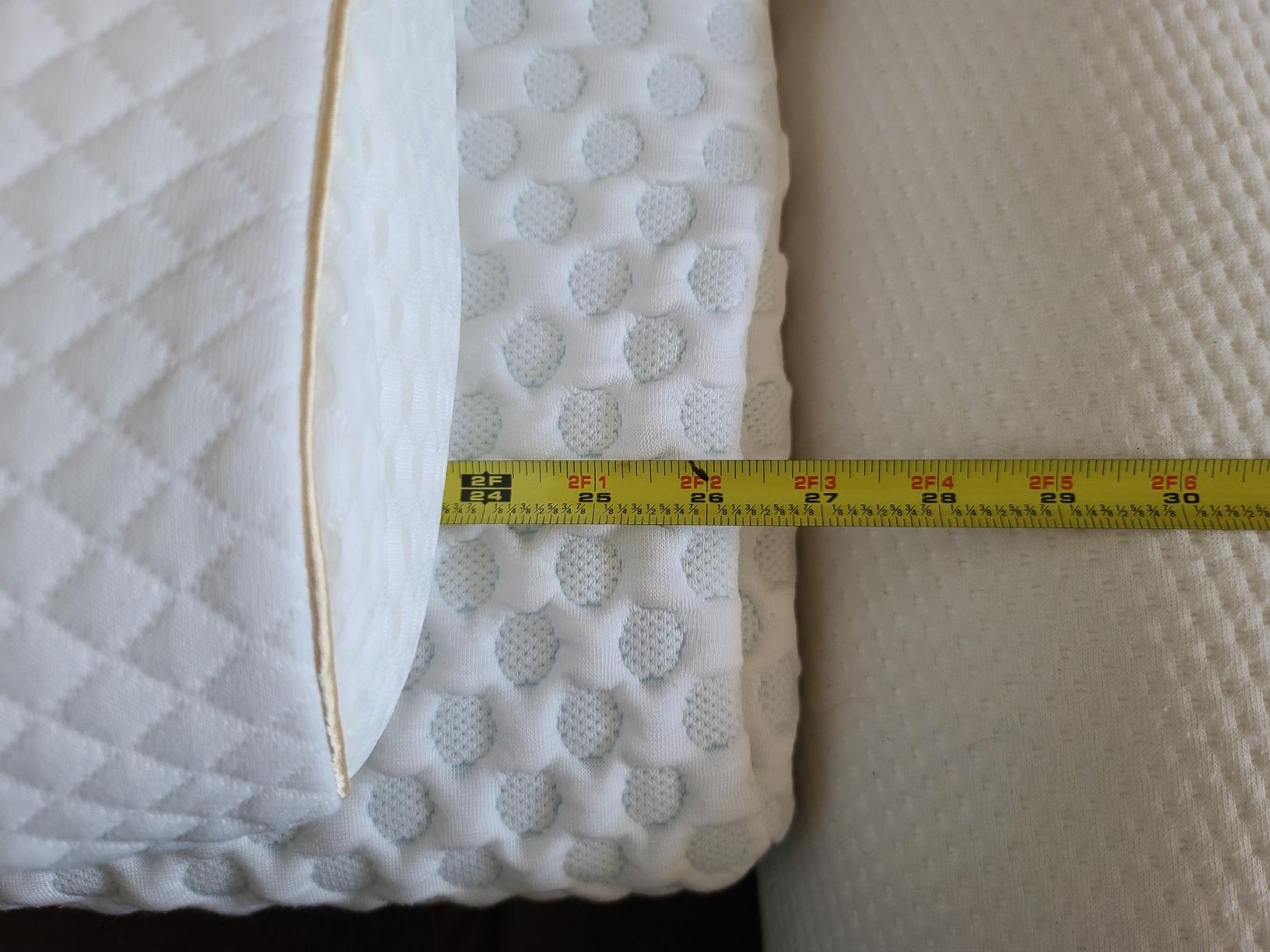 Royal Therapy Travel Memory Foam Cervical Pillow – Contour Pillow for Neck and Shoulder Pain customer photo 1