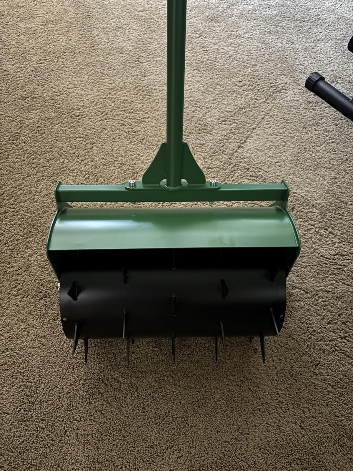 Rolling Lawn Aerator, Heavy Duty Push Spike Aeration Tool Up to 55 lbs, Manual Rotary Grass Aerator for Garden and Yard Use customer photo 1