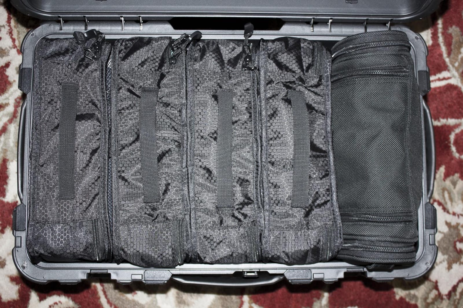 Dot&Dot Large Compression Packing Cubes 5pc Set - Suitcase Luggage Organizer Bags - Expandable Travel Essentials - Lightweight Fabric Organizers customer photo 2