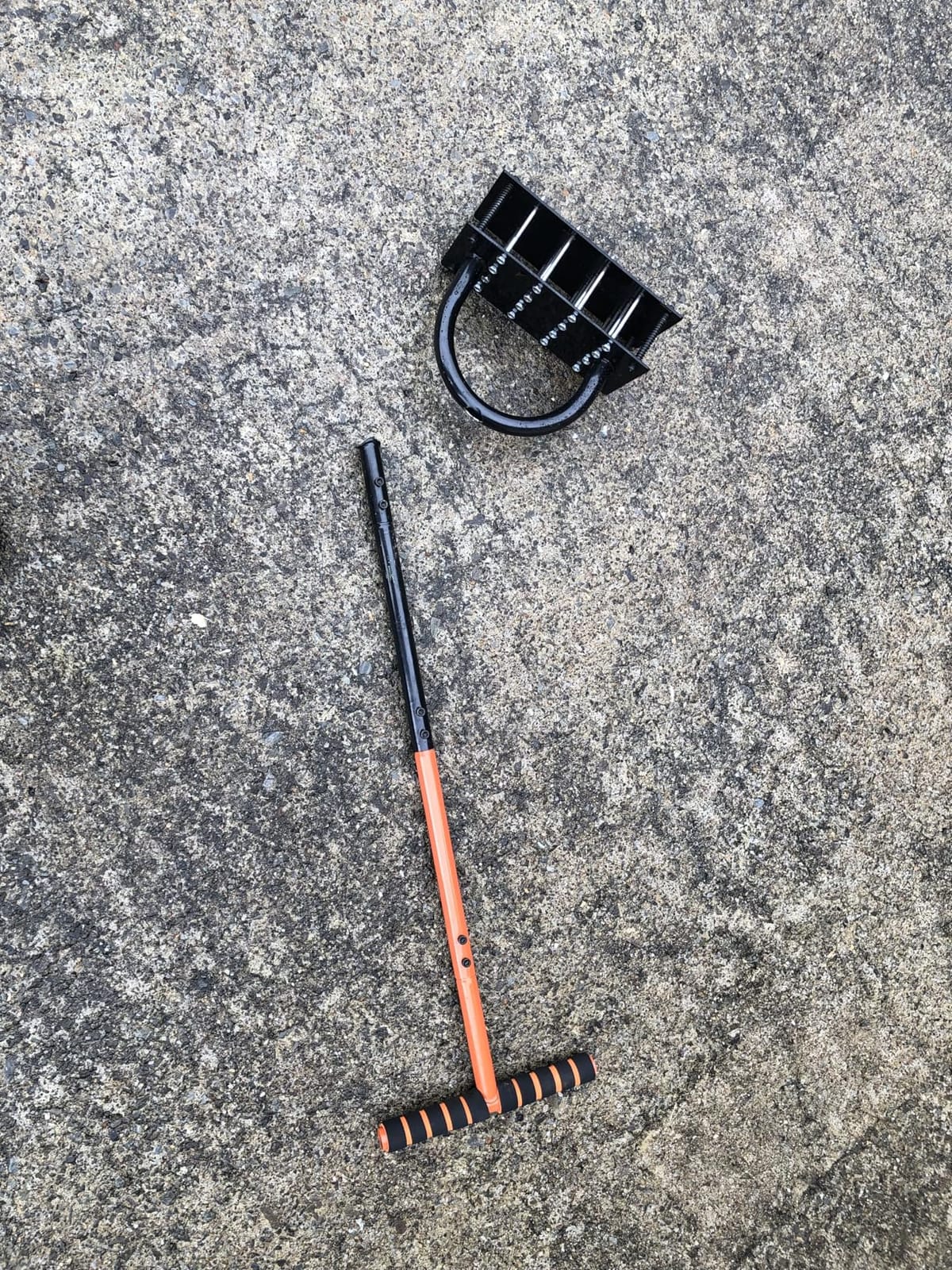 Bluesea Lawn Aerator with 16 Iron Spikes & Ergonomic T-Handle, Orange customer photo 1