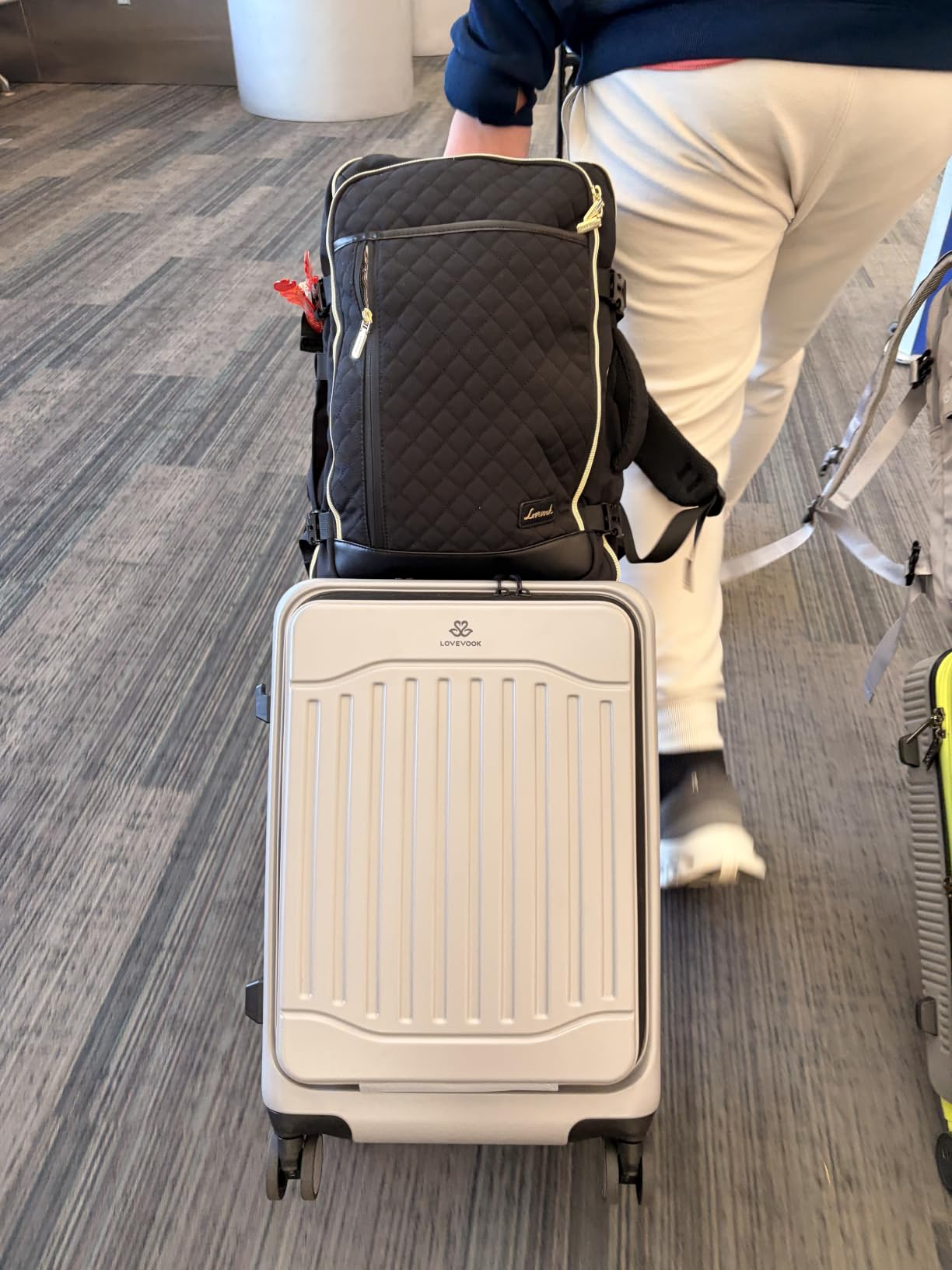 LOVEVOOK Carry On Luggage 22x14x9 Airline Approved, Expandable Hard Shell Suitcase with Spinner Wheels, USB Charging Port & Front Pocket, PC Hardside Rolling Luggage with TSA Lock for Travel,Beige customer photo 1