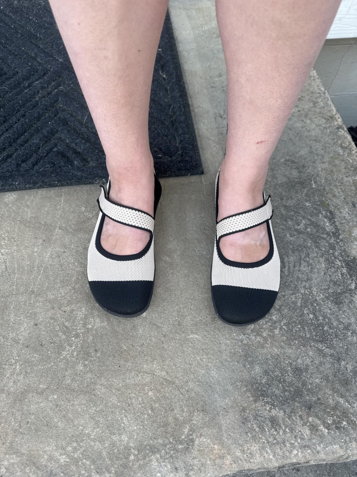 DREAM PAIRS Women's Mary Jane Wide Toe Ballet Flats customer photo 2