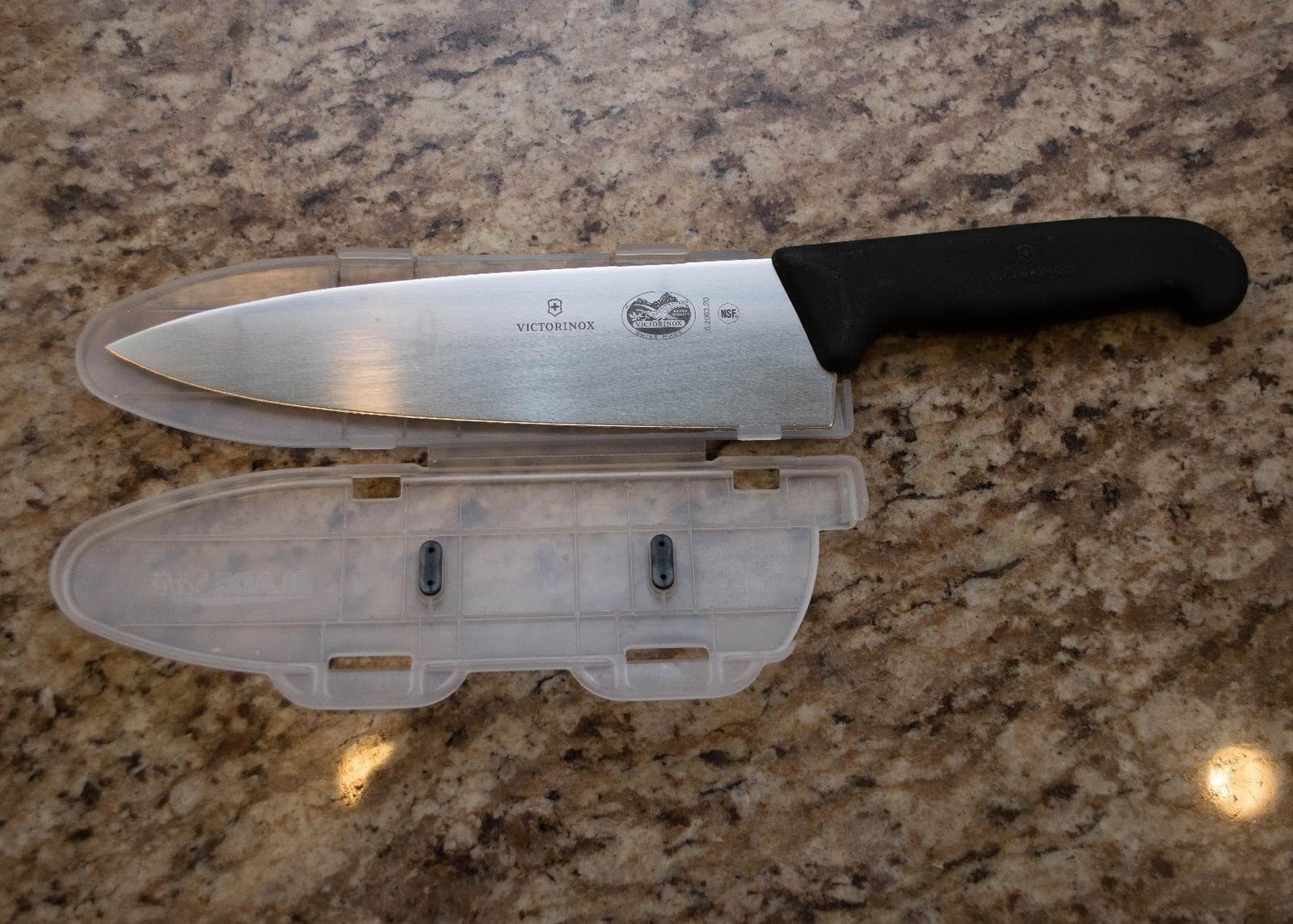 Victorinox BladeSafe Storage Case for 6-Inch to 8-Inch Kitchen Knife Blades customer photo 2