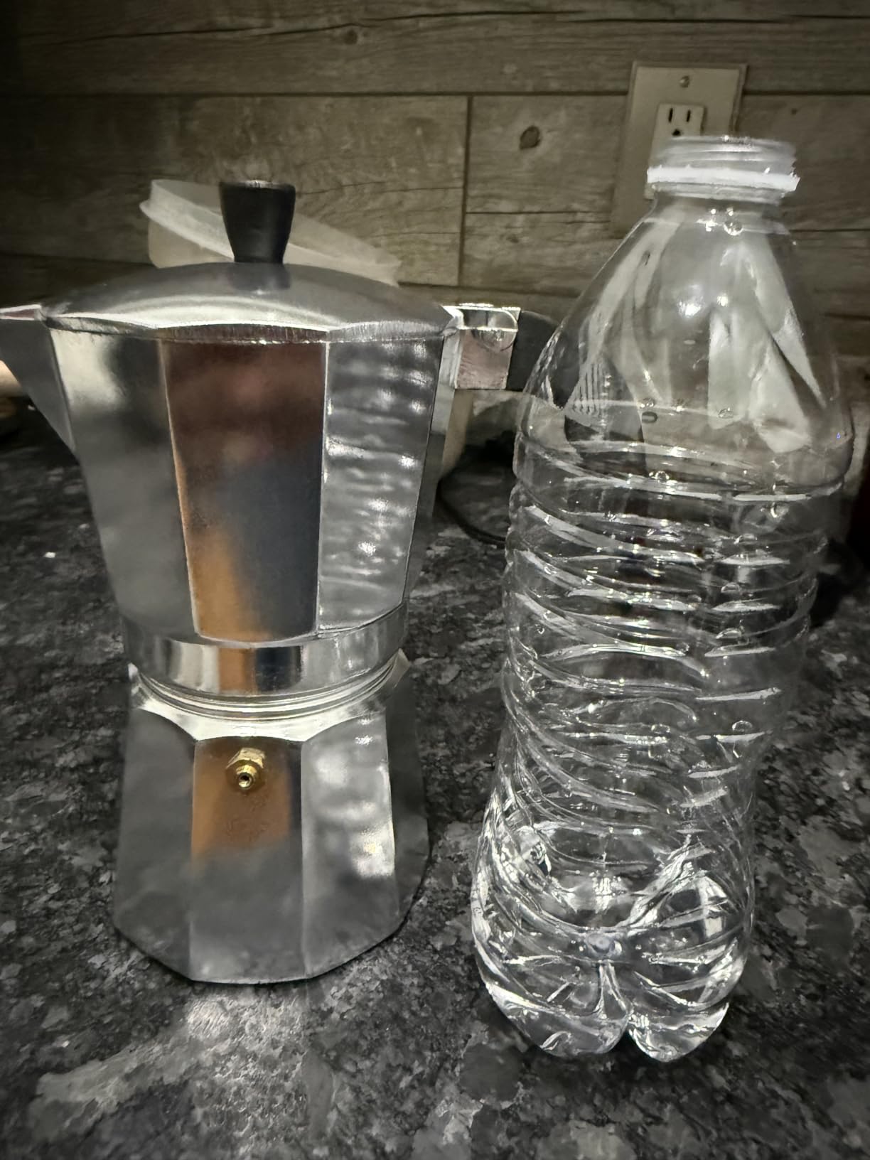 Imusa USA Aluminum Stovetop 6-cup Espresso Maker (B120-43V), Silver customer photo 1