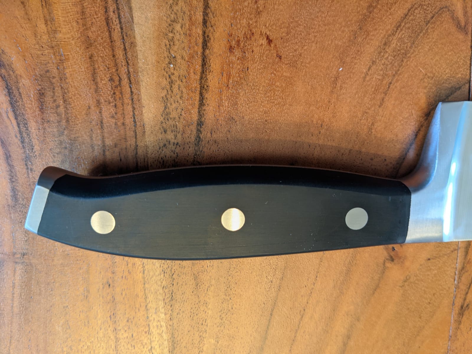 HENCKELS Forged Premio Razor-Sharp 8-Inch Chef Knife, Black, German Engineered Informed by 100+ Years of Mastery customer photo 2