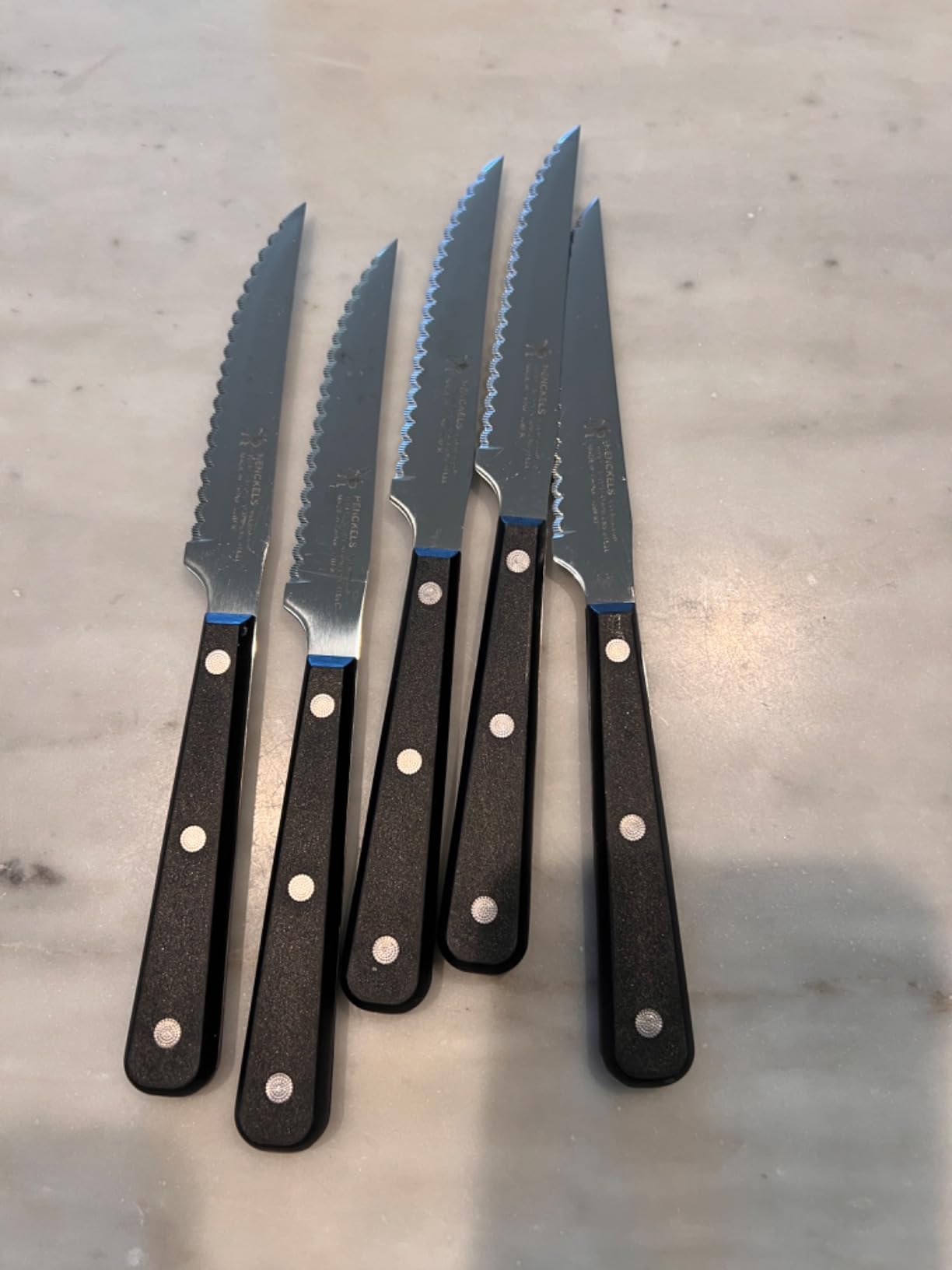 HENCKELS Razor-Sharp Steak Knives Set of 8, German Engineered customer photo 1
