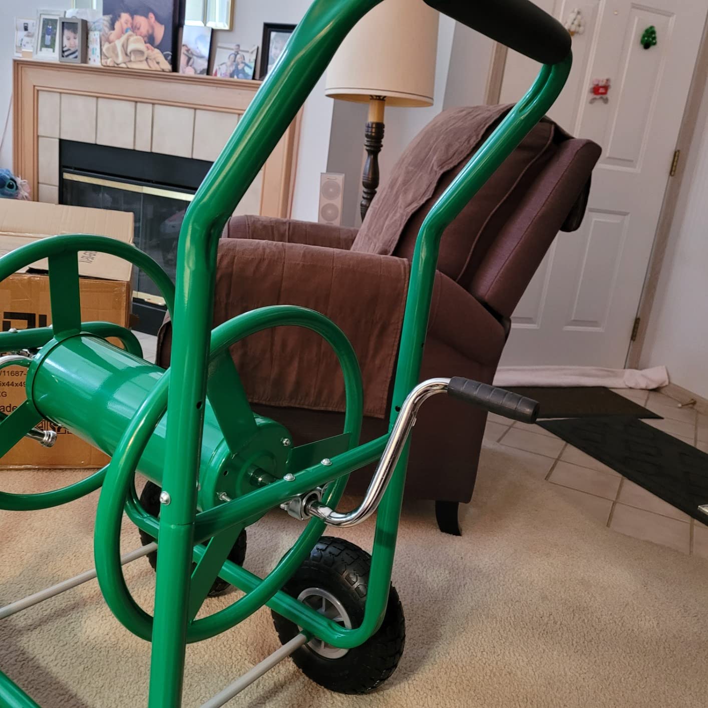 FDW Garden Hose Reel Cart, Water Hose Cart with 4 Wheels, Hold Up to 300 ft of 5/8’’ Hose，Heavy Duty Powder-Coated Steel Planting with Storage Basket, for Garden, Yard and Lawn customer photo 1