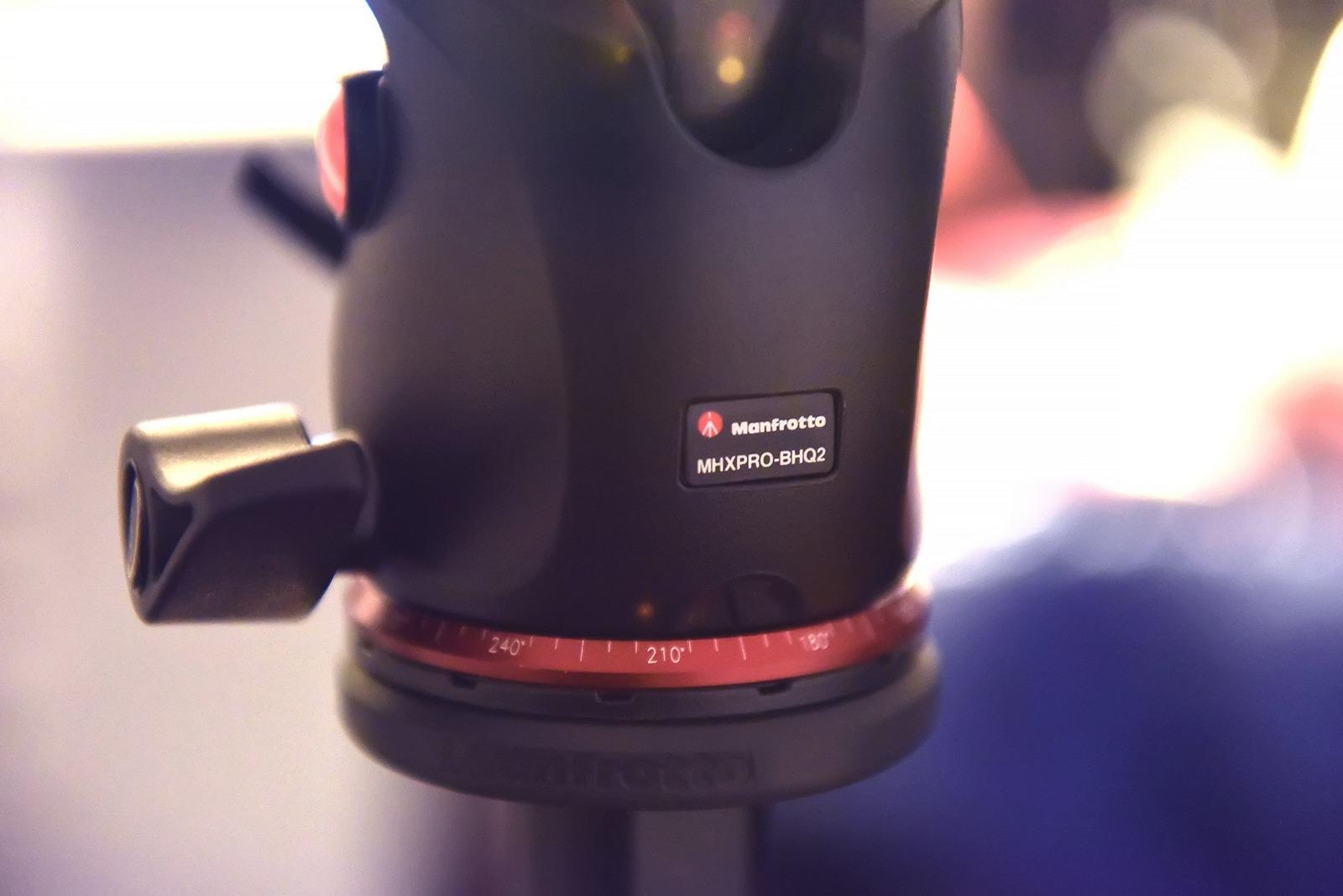 Manfrotto 055 Aluminum 3-Section Tripod Kit with Horizontal Column and Ball Head (MK055XPRO3-BHQ2), Black customer photo 2