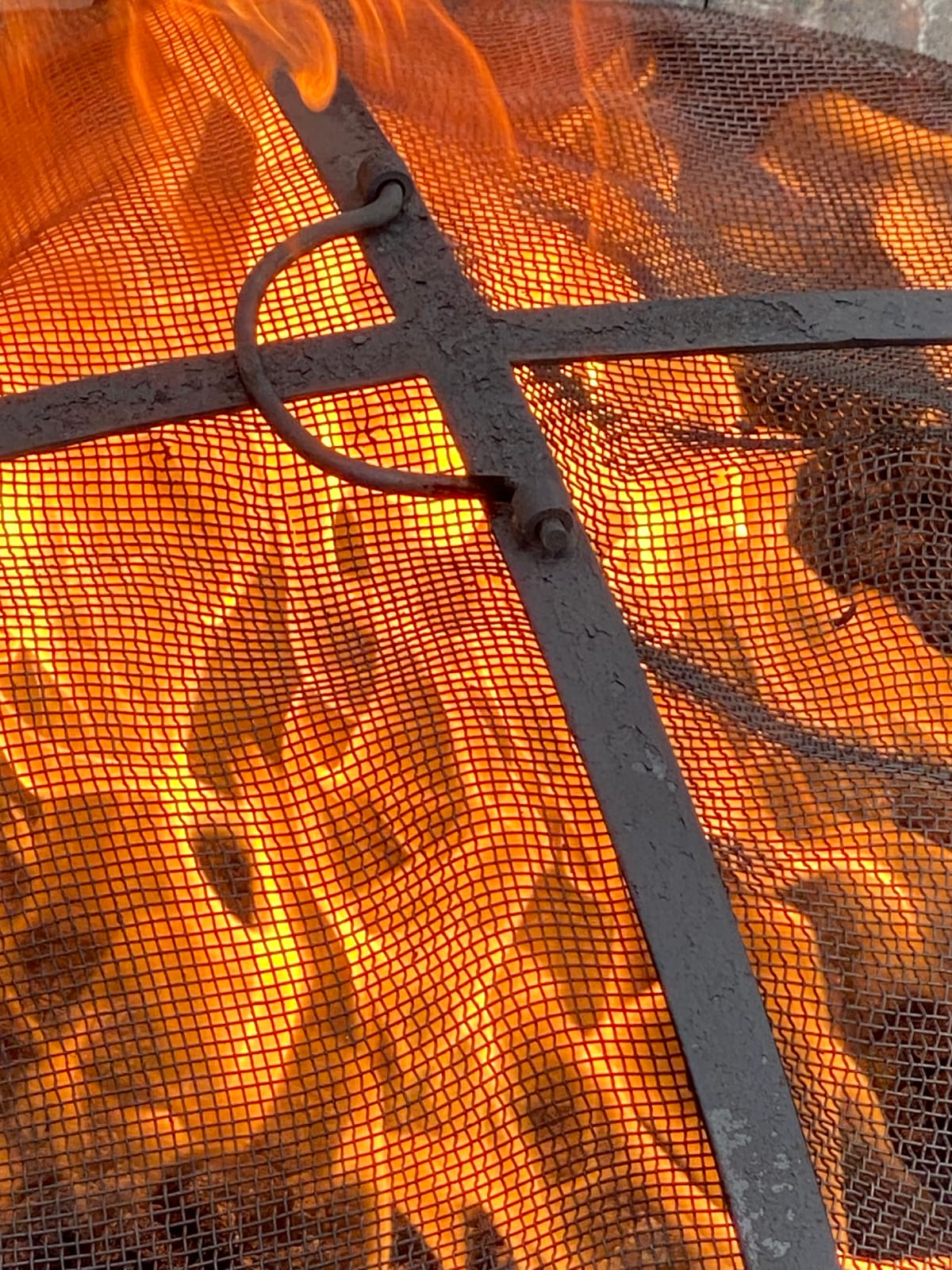 Good Directions Fire Pit Spark Screens, 27