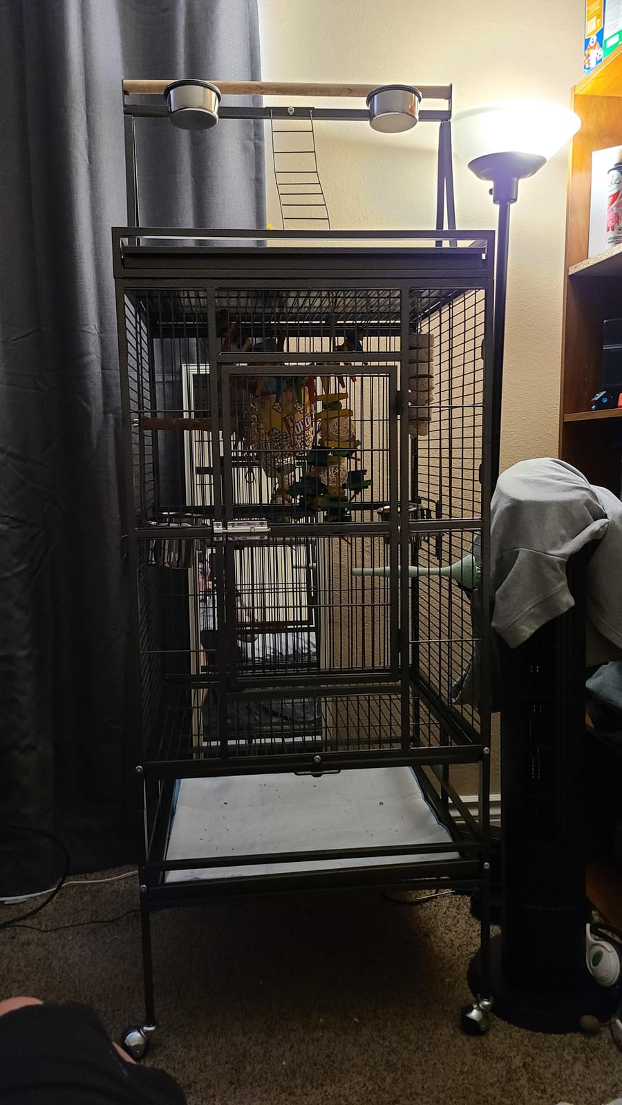 SUPER DEAL PRO 61-inch 2in1 Large Bird Cage with Rolling Stand Playtop Parrot Chinchilla Finch Cage Macaw Conure Cockatiel Cockatoo Pet House Wrought Iron Birdcage, Black customer photo 2