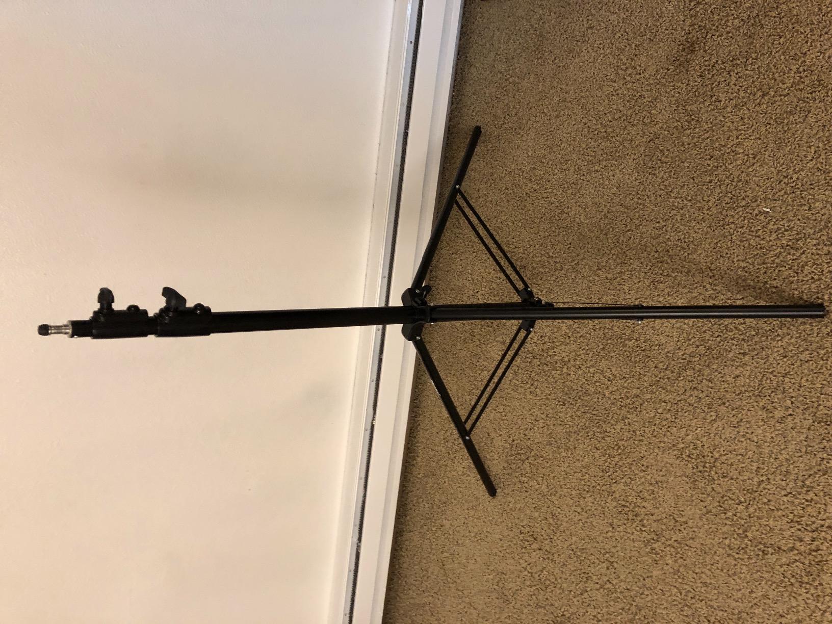 EMART 8.5ft Heavy Duty Light Stand with Spring Cushioned for Photography customer photo 1