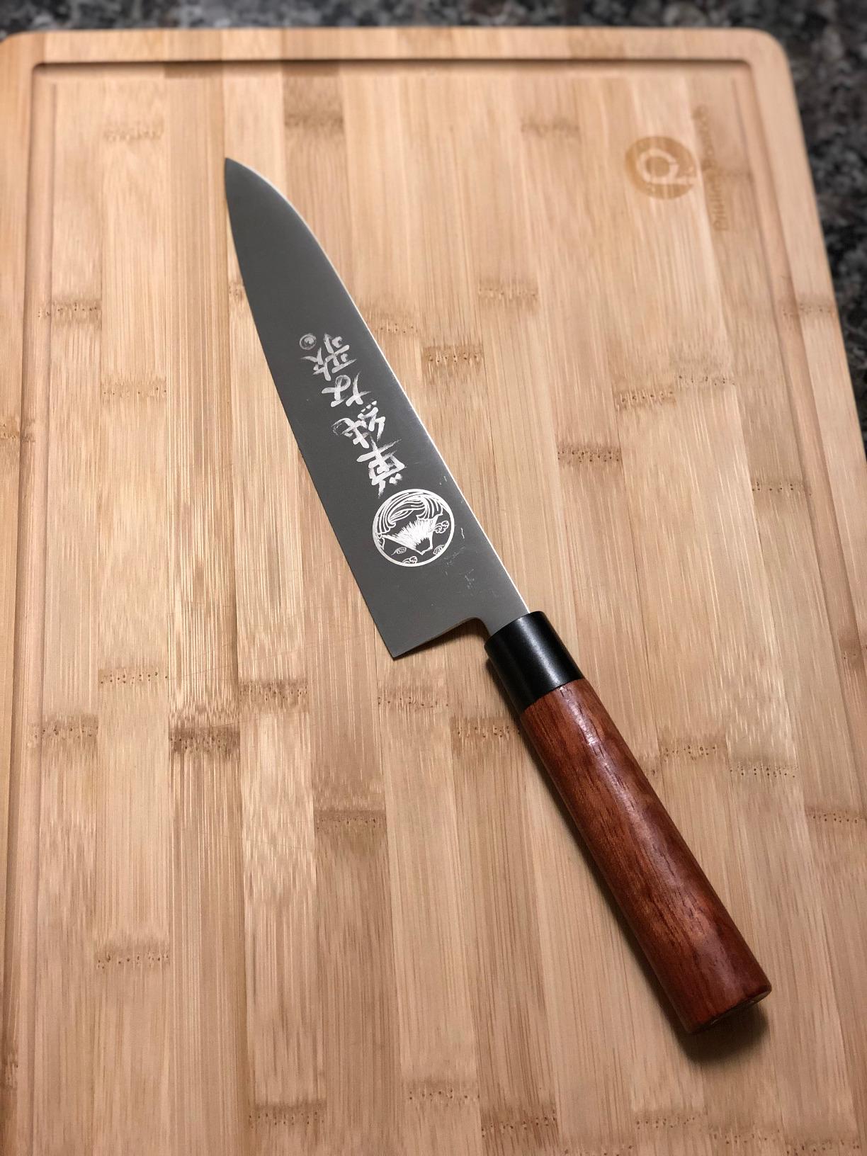 Traditional Japanese Professional Gyuto Kitchen Chefs Knife – Premium 8-inch High Carbon Stainless Steel Gyuto Sushi Knife with High Corrosion Resistance in a Single Bevel Chisel Edge Grind customer photo 2