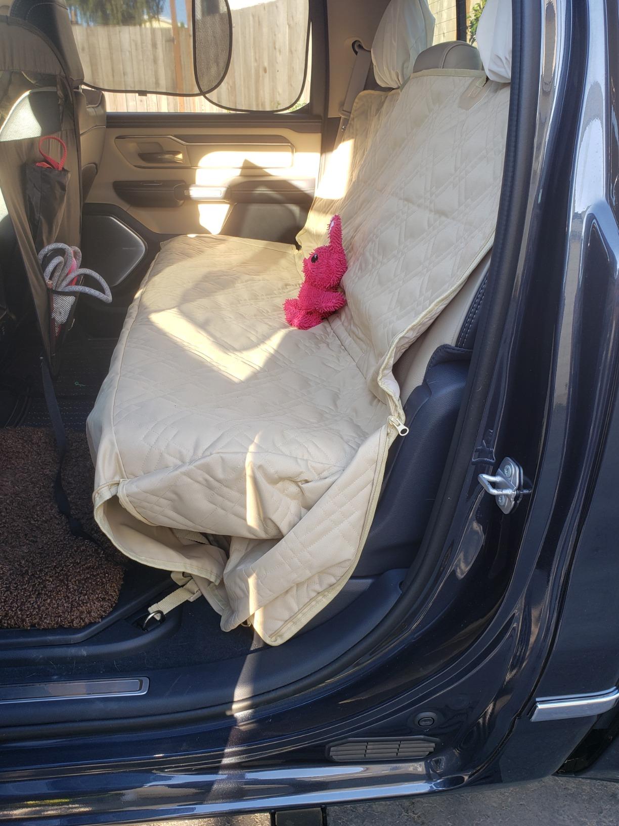 Meadowlark Dog Car Seat Cover, Heavy Duty Hammock, XL Trucks, Black customer photo 1