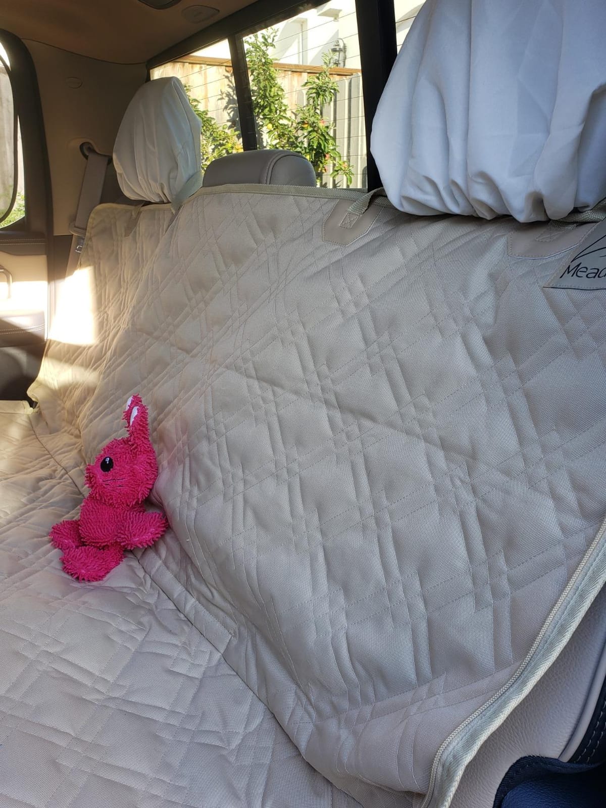 Meadowlark Dog Car Seat Cover, Heavy Duty Hammock, XL Trucks, Black customer photo 2